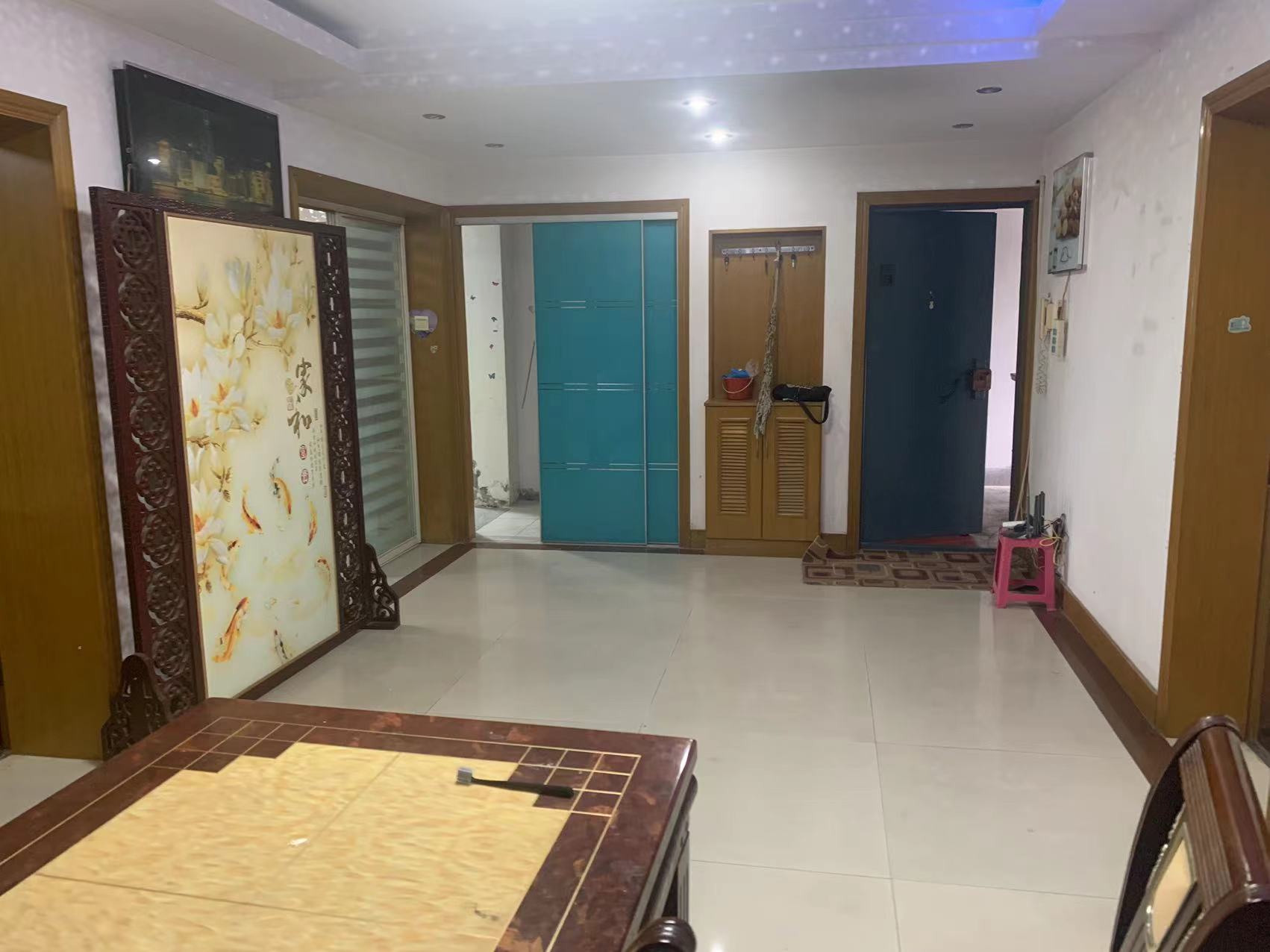 新胜花苑西区 3室2厅1卫 123.00m²