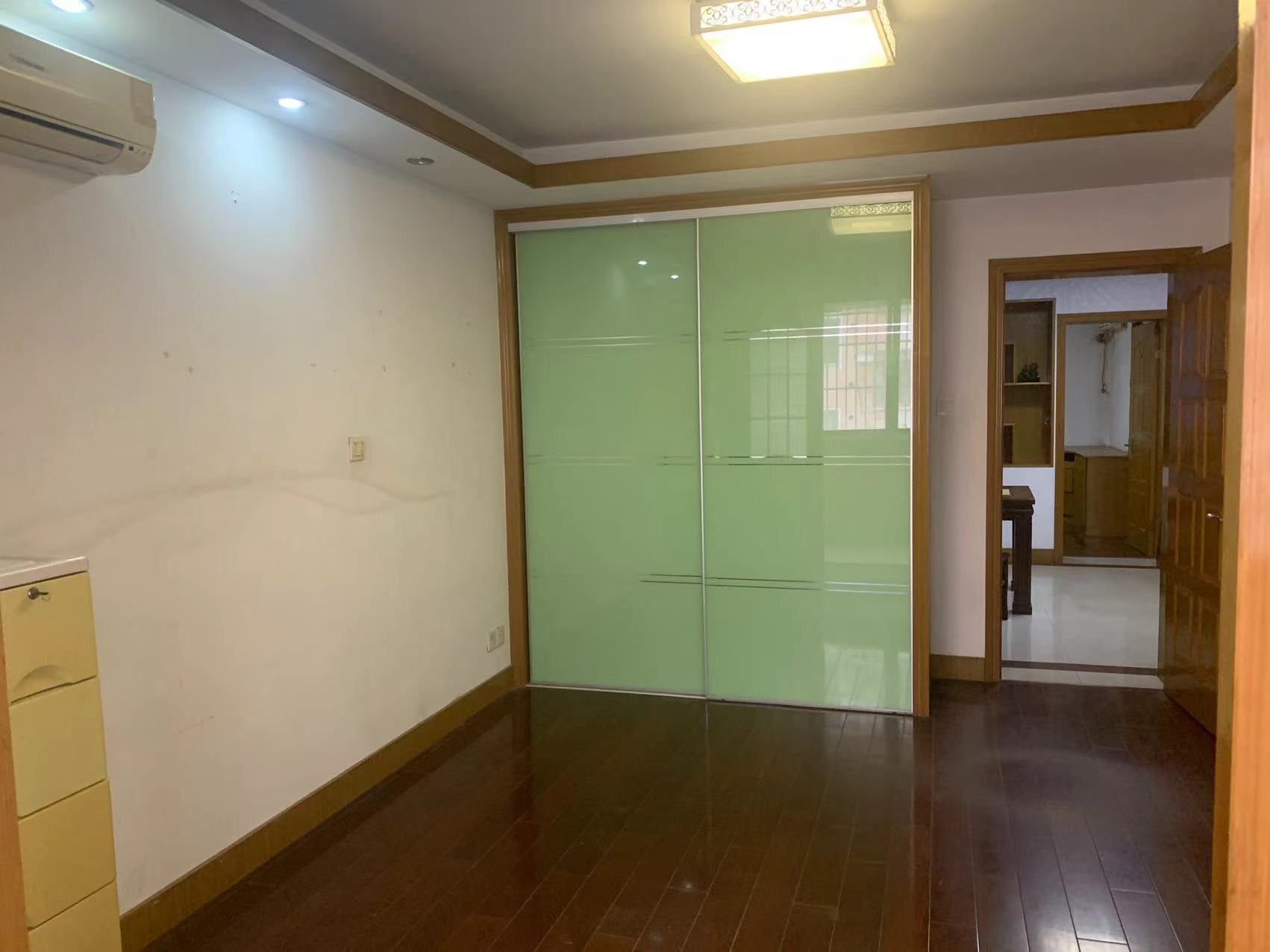 新胜花苑西区 3室2厅1卫 123.00m&sup2;