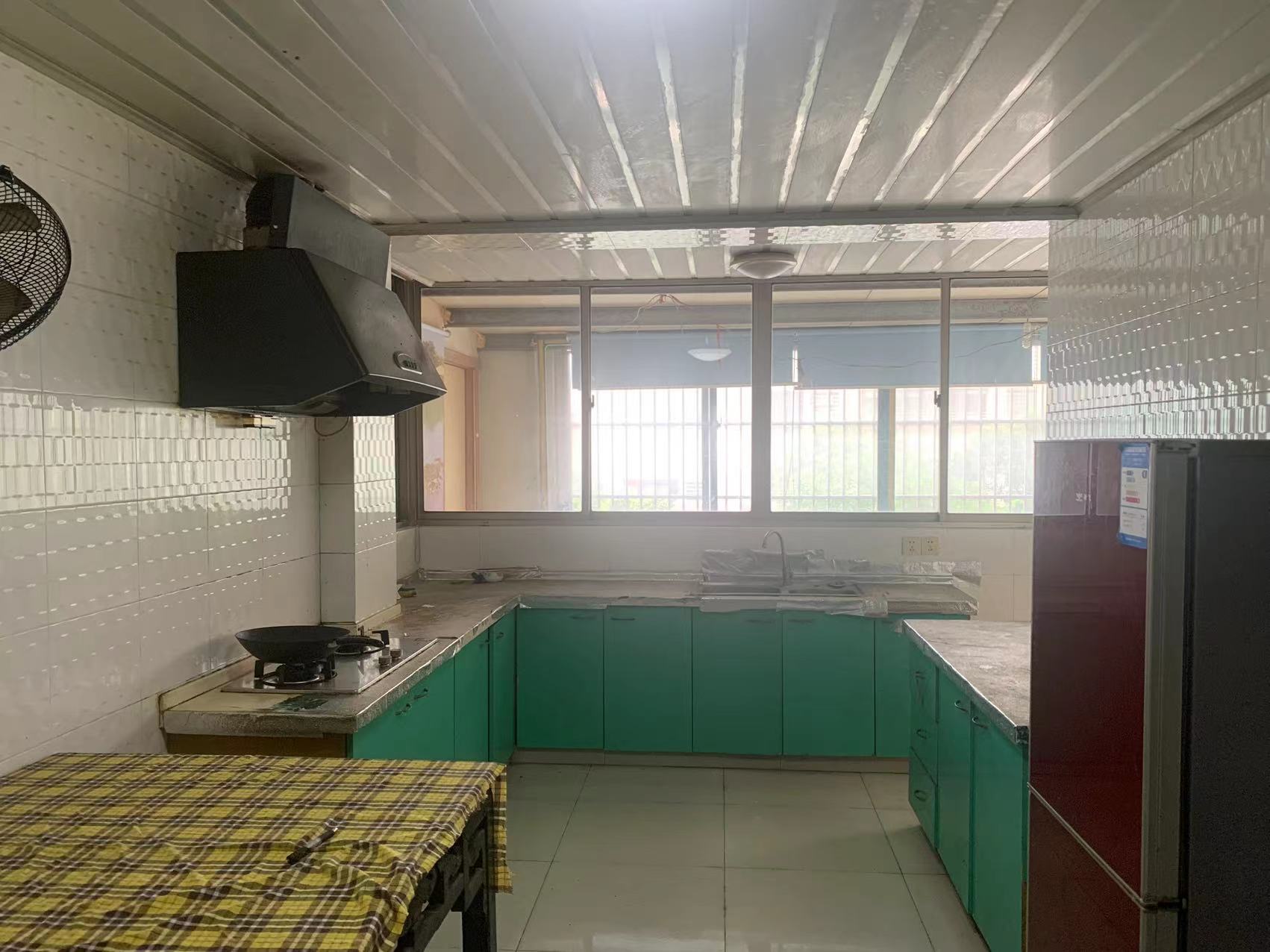 新胜花苑西区 3室2厅1卫 123.00m&sup2;