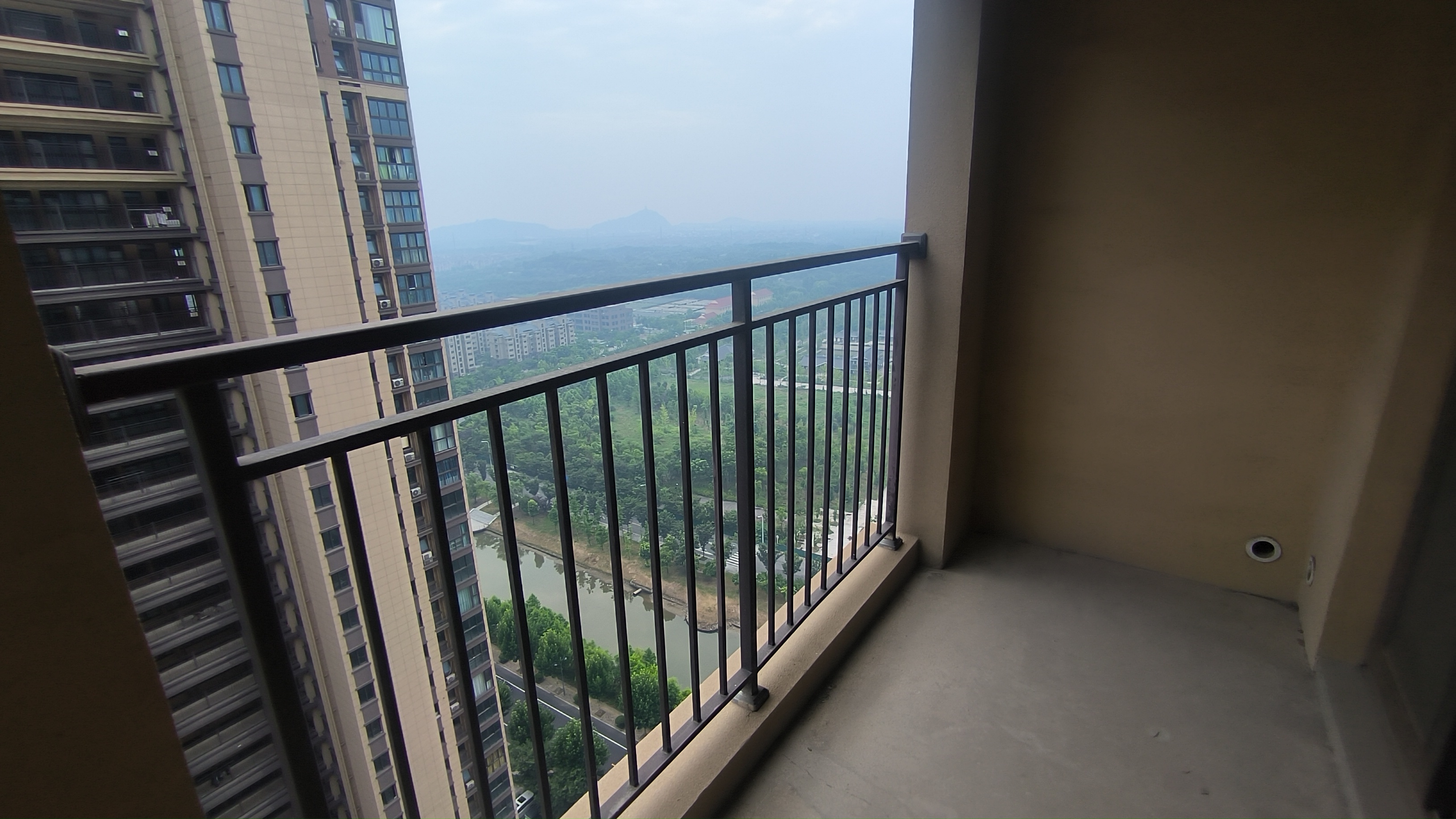 景瑞御府 3室2厅1卫 92.91m²