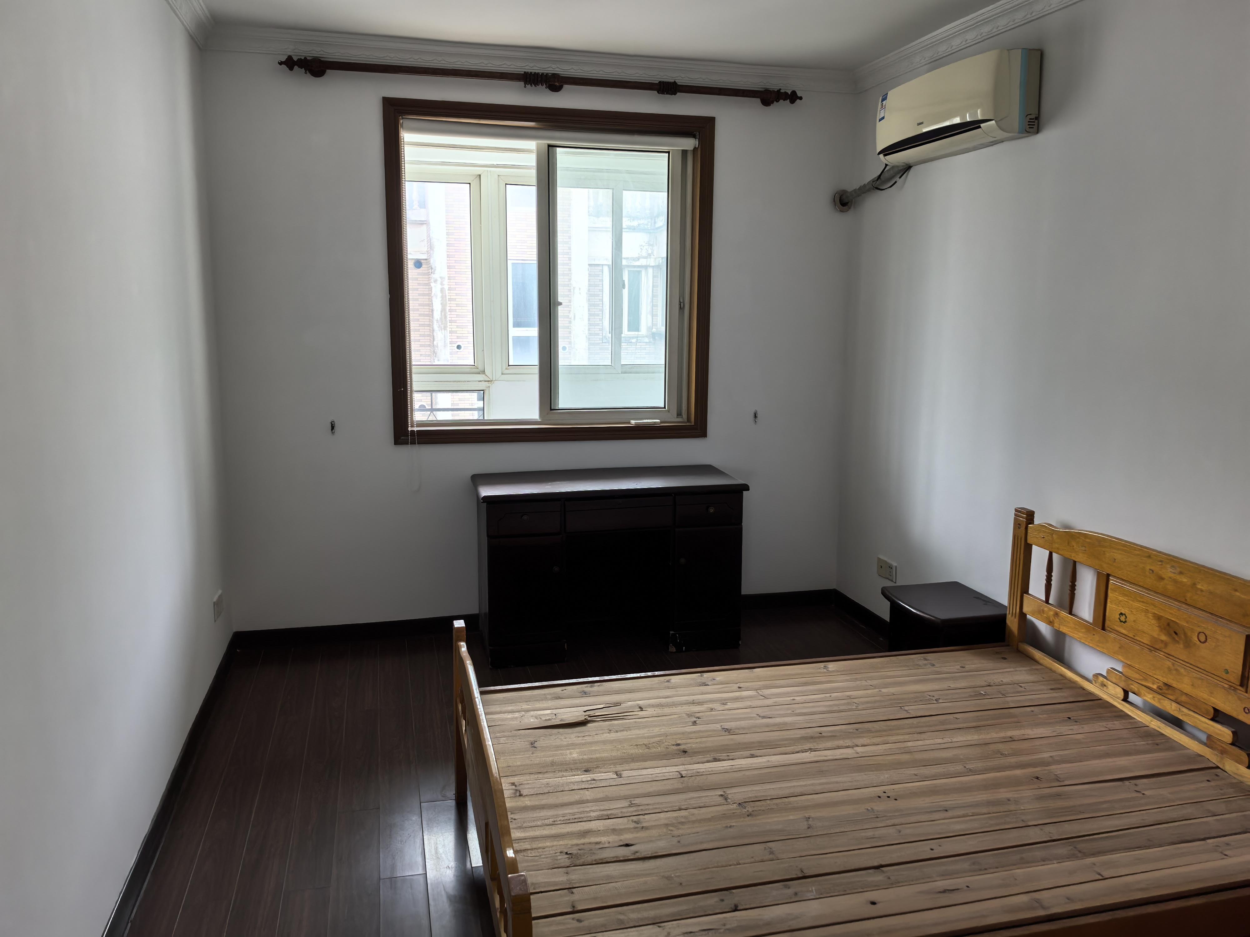 鑫景佳园 5室2厅2卫 120m&sup2;
