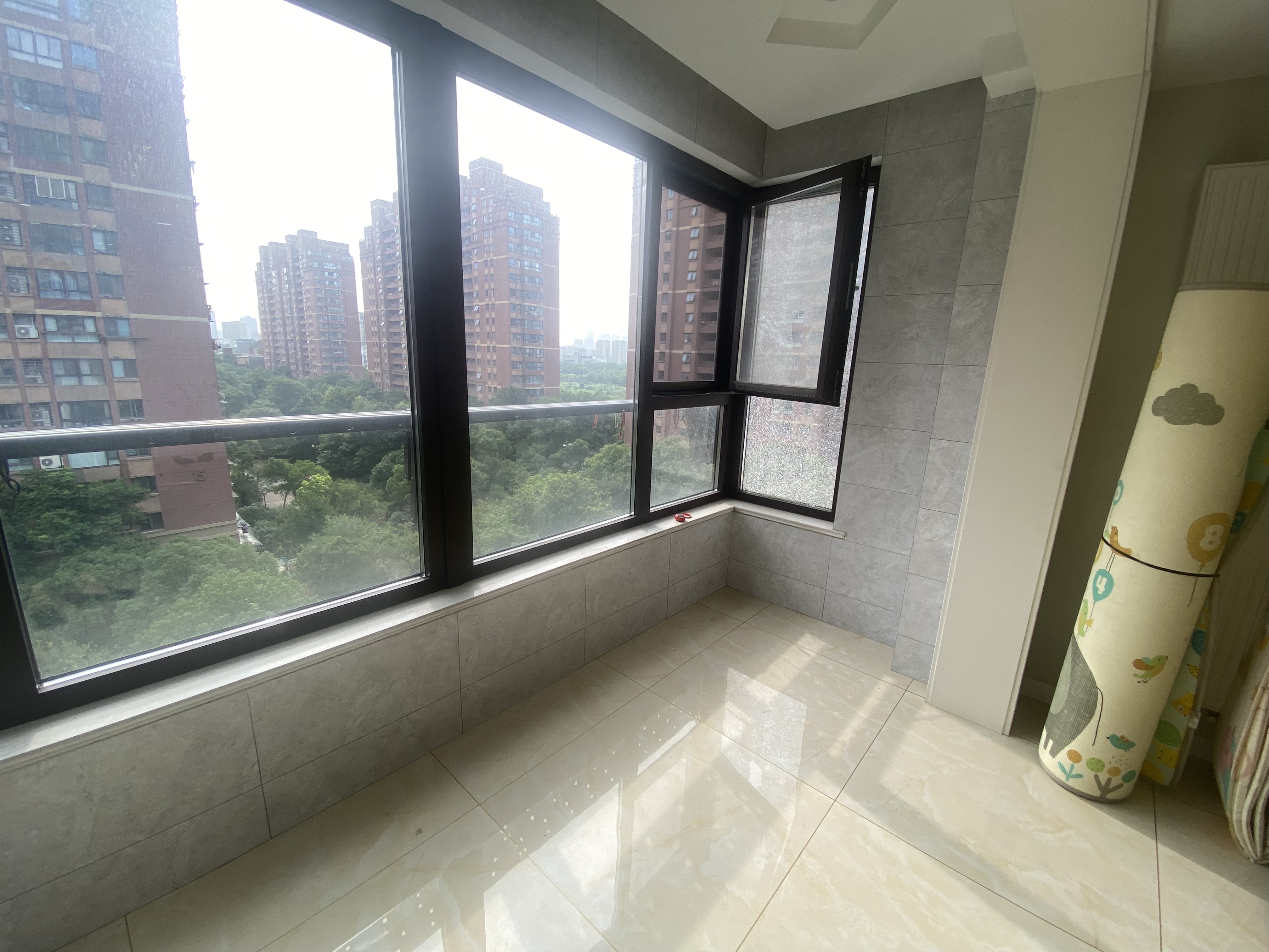 万濠星城 3室2厅2卫 120m&sup2;