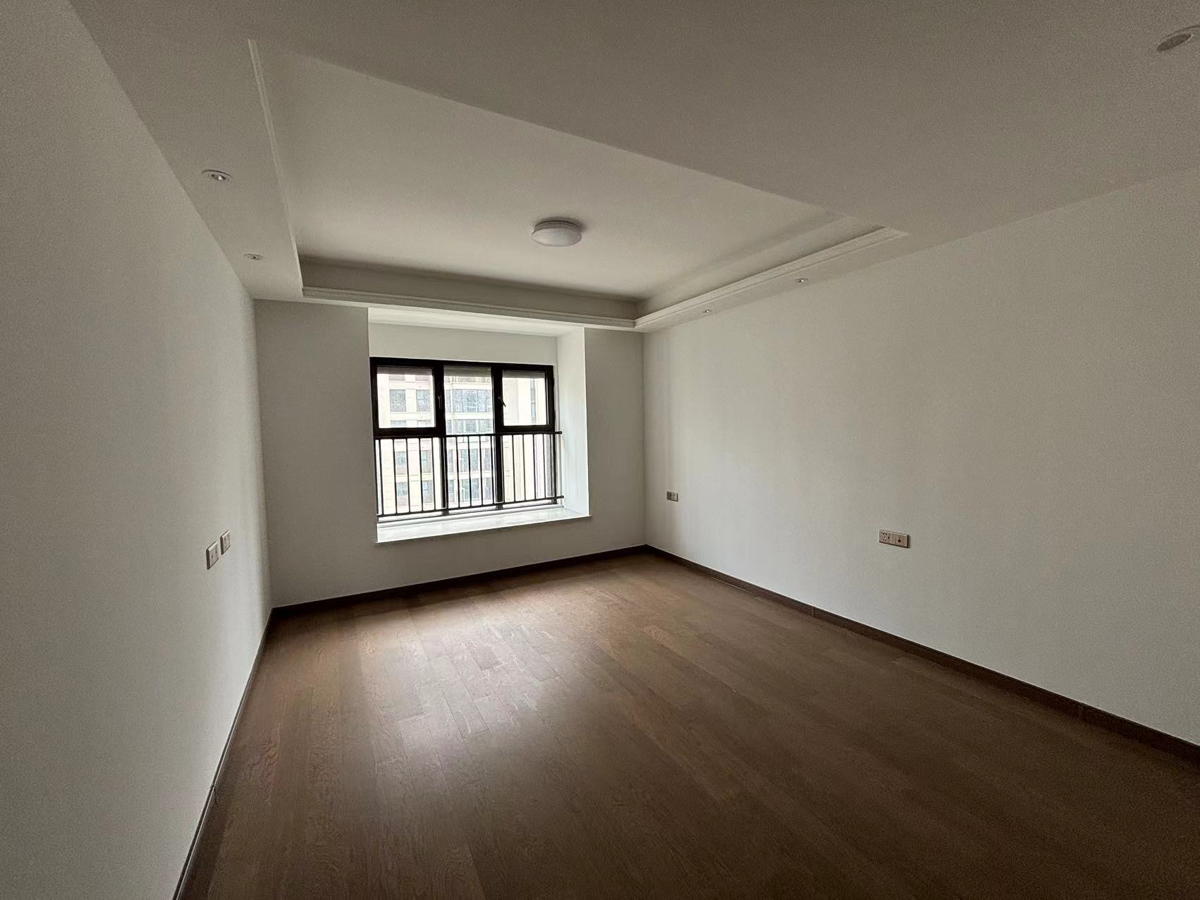 中海上东区 3室2厅2卫 125m&sup2;