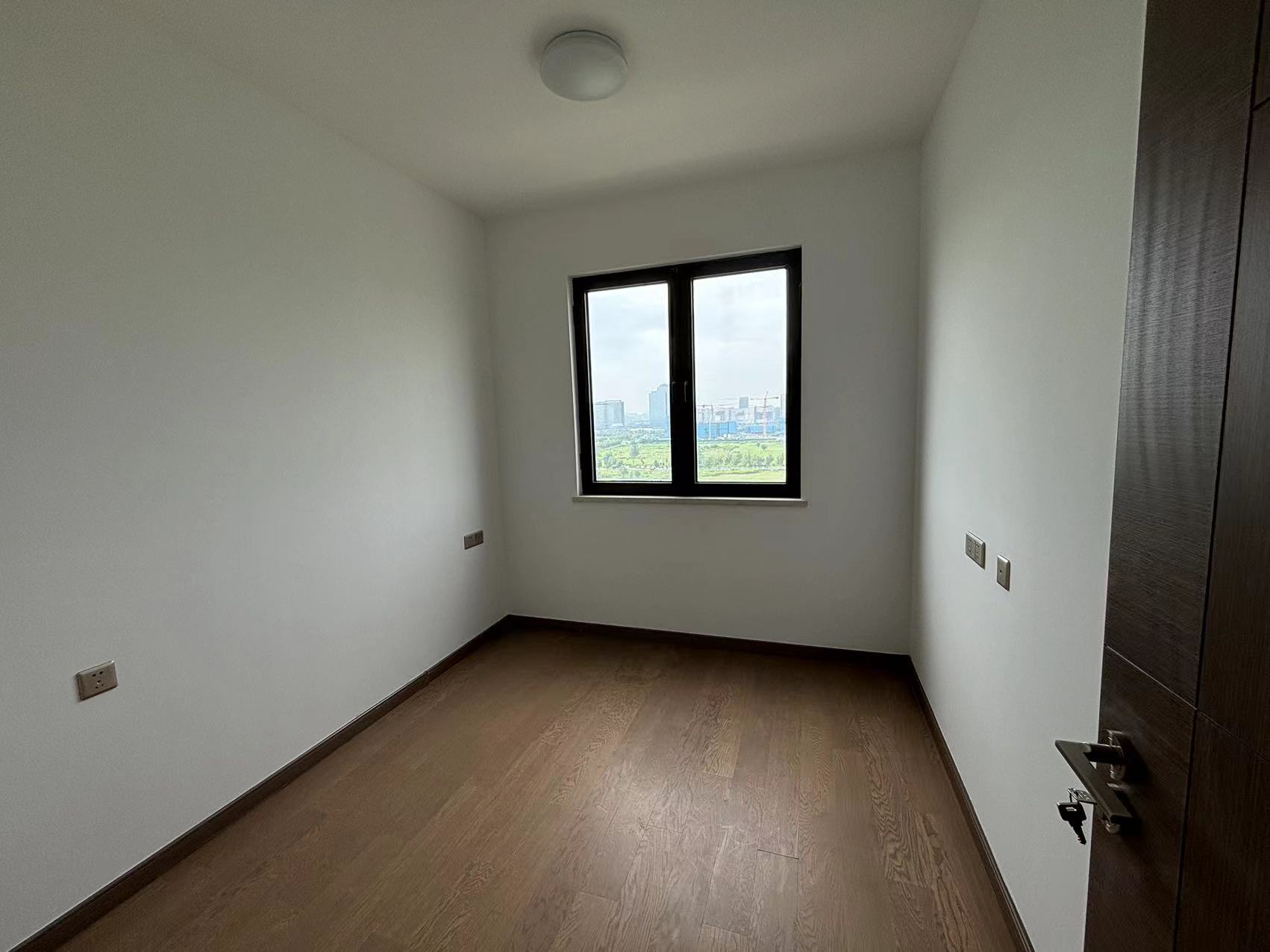 中海上东区 3室2厅2卫 125m&sup2;