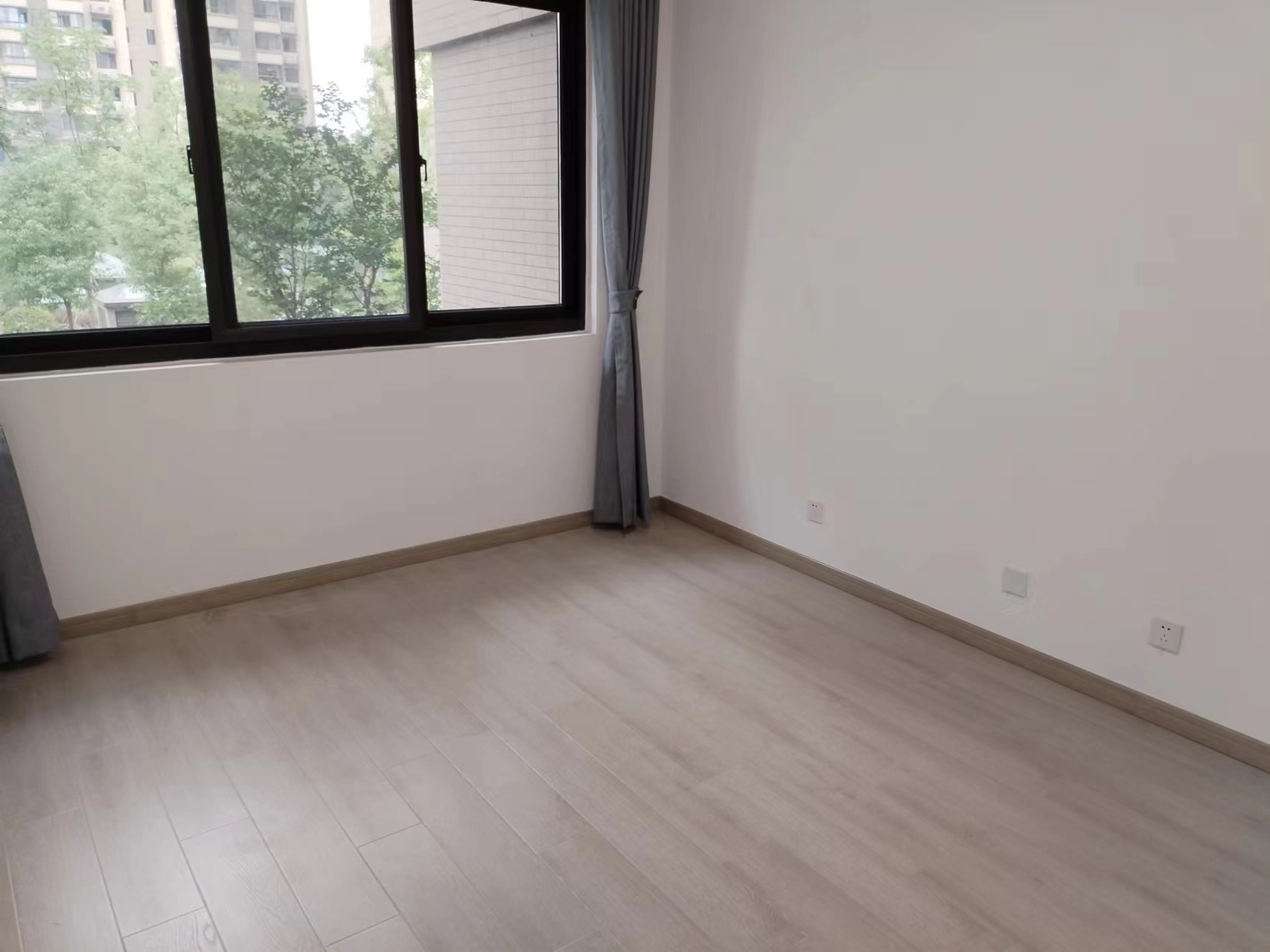 天一裕景苑 3室2厅1卫 113m&sup2;