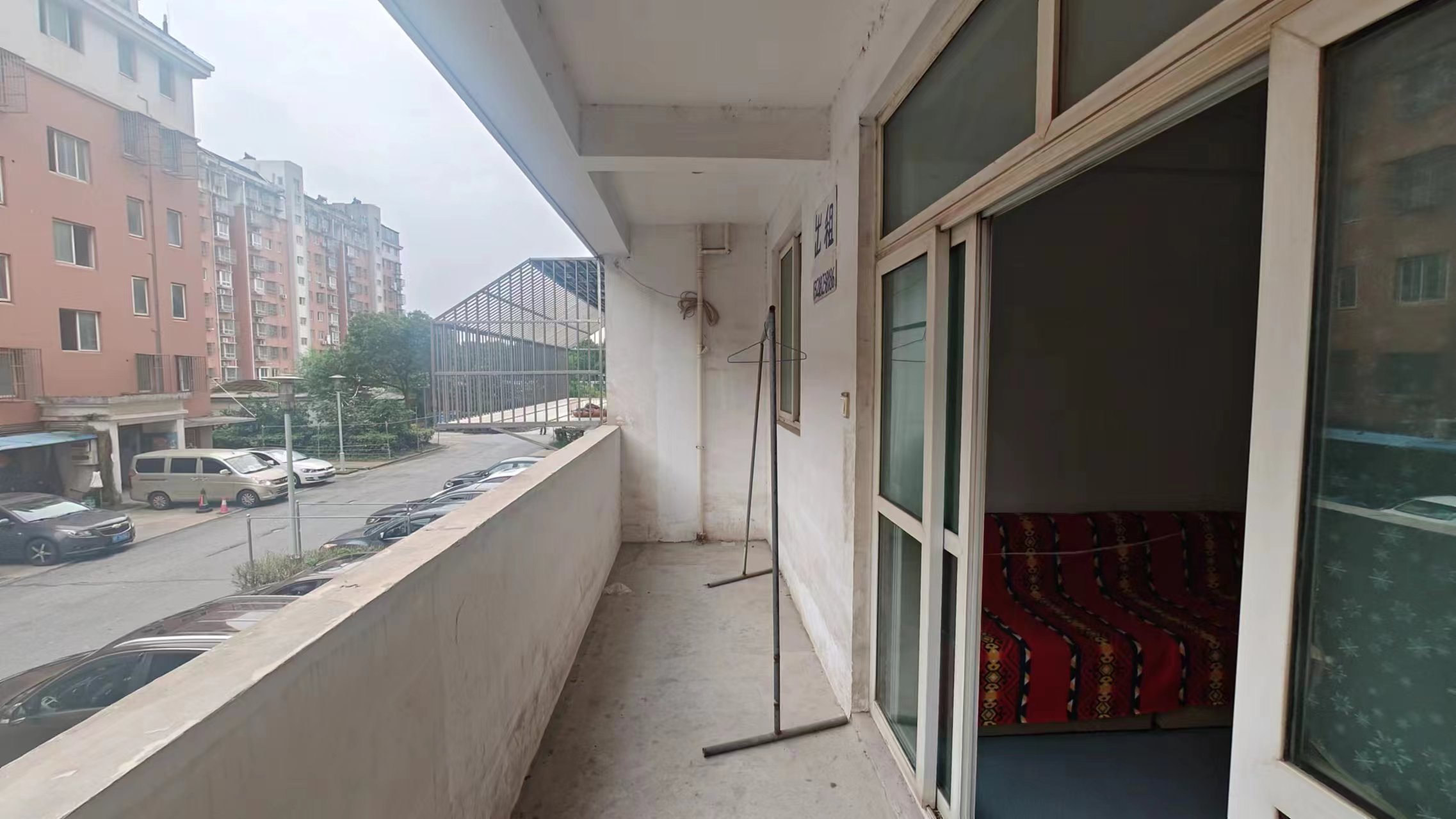 果园名居 3室2厅1卫 127m²