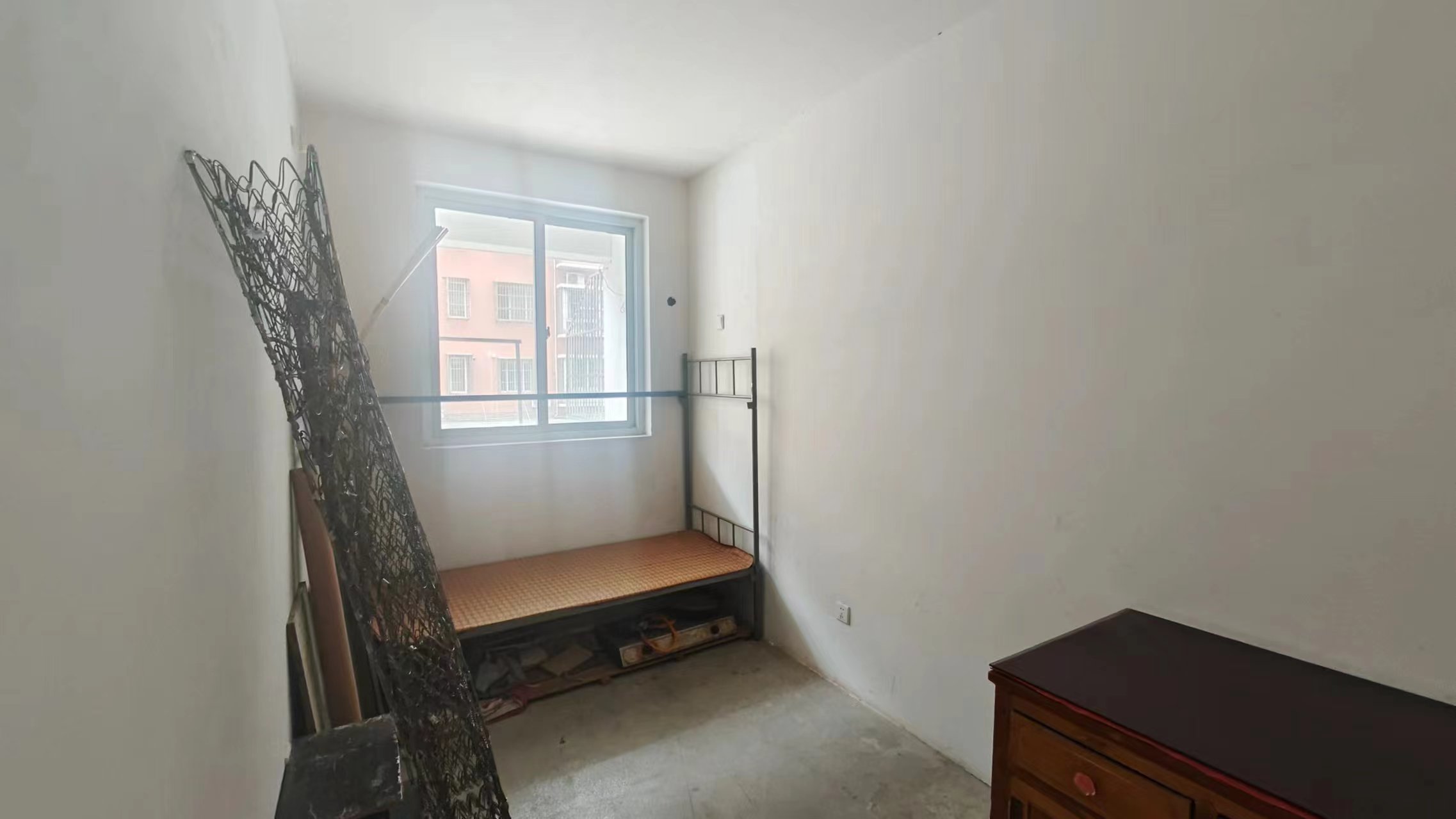 果园名居 3室2厅1卫 127m²