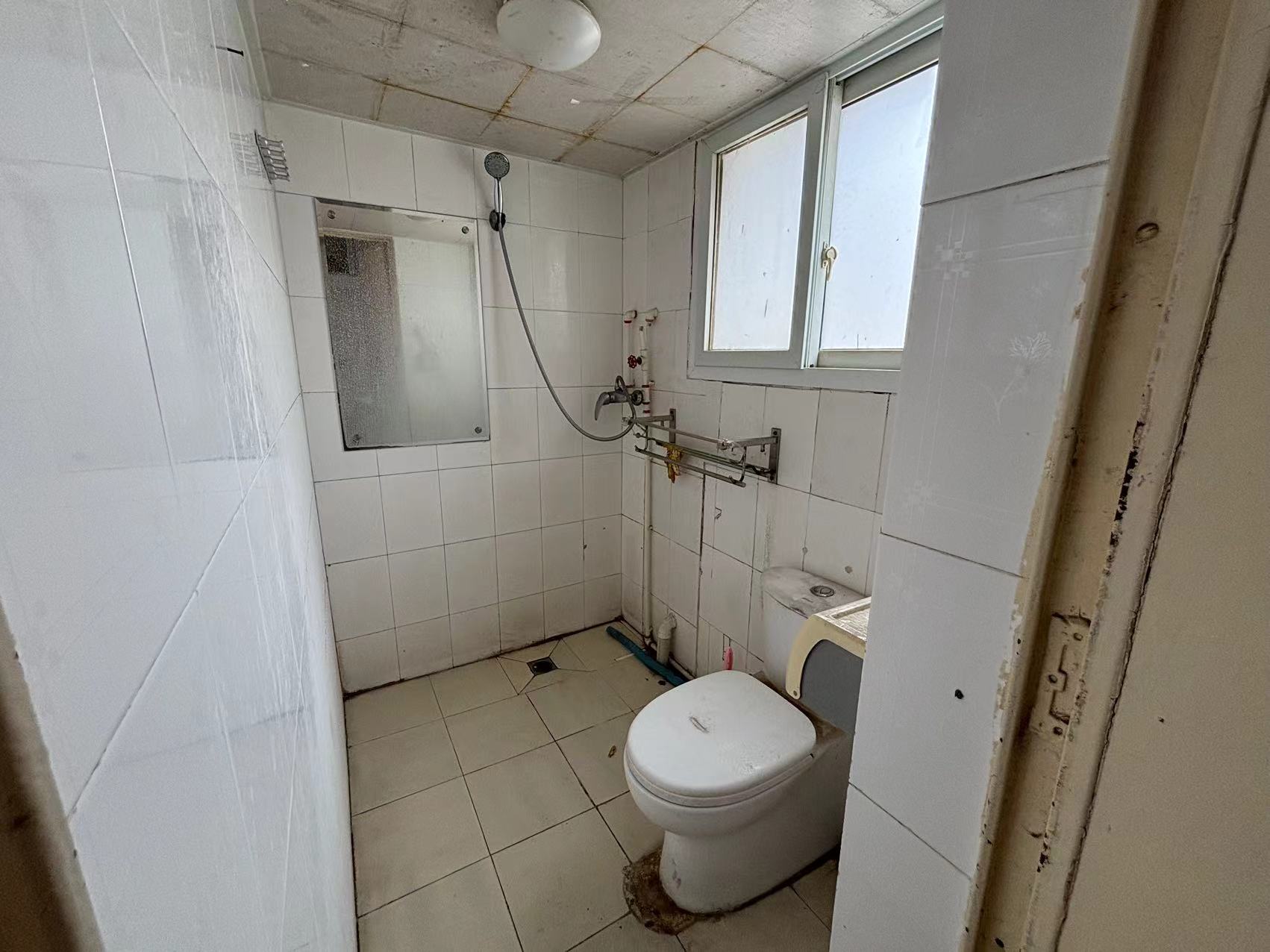 虹桥新村(朝霞路) 1室1厅1卫 45.00m&sup2;