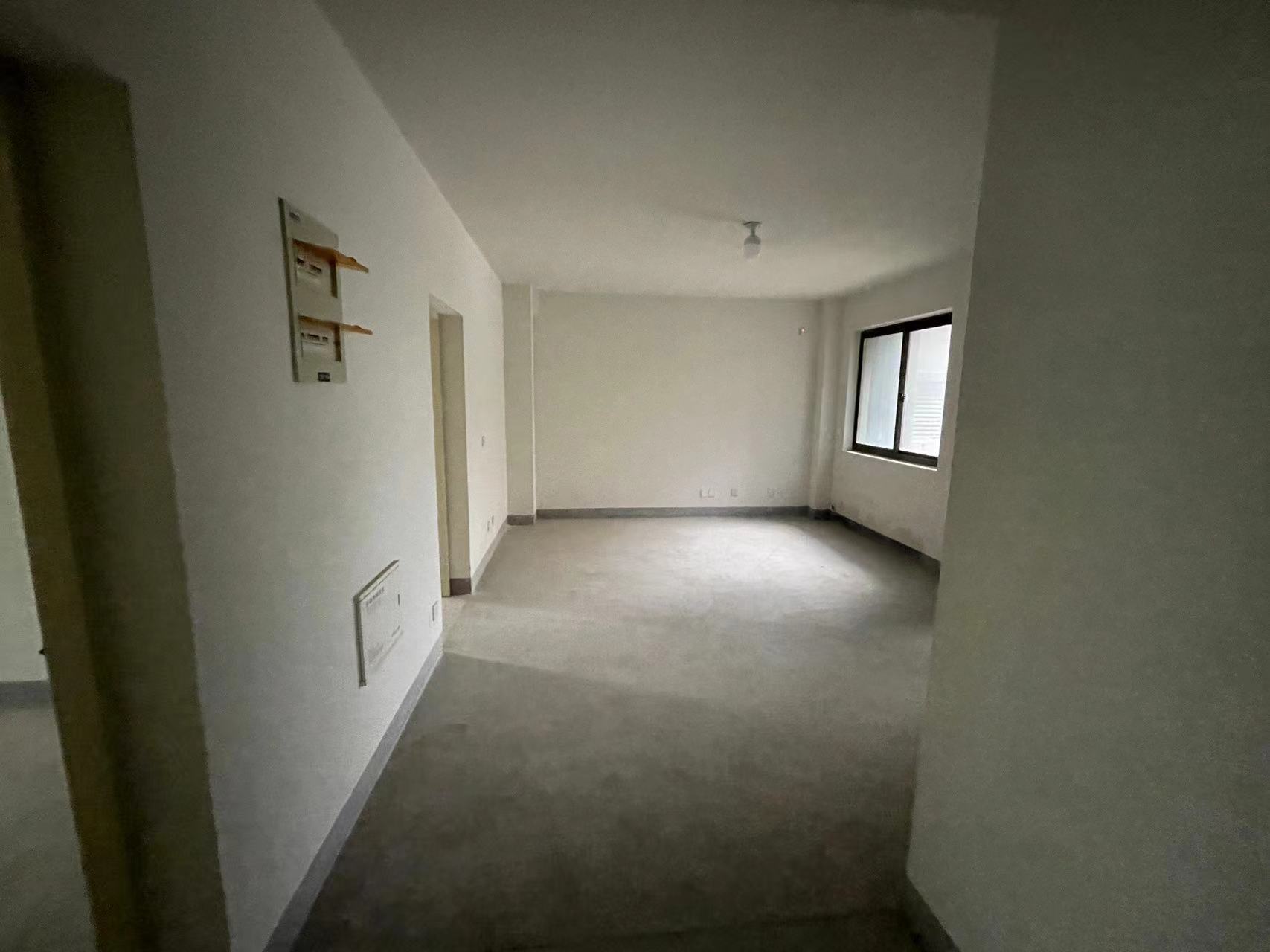 世伦佳苑 3室1厅1卫 114m&sup2;