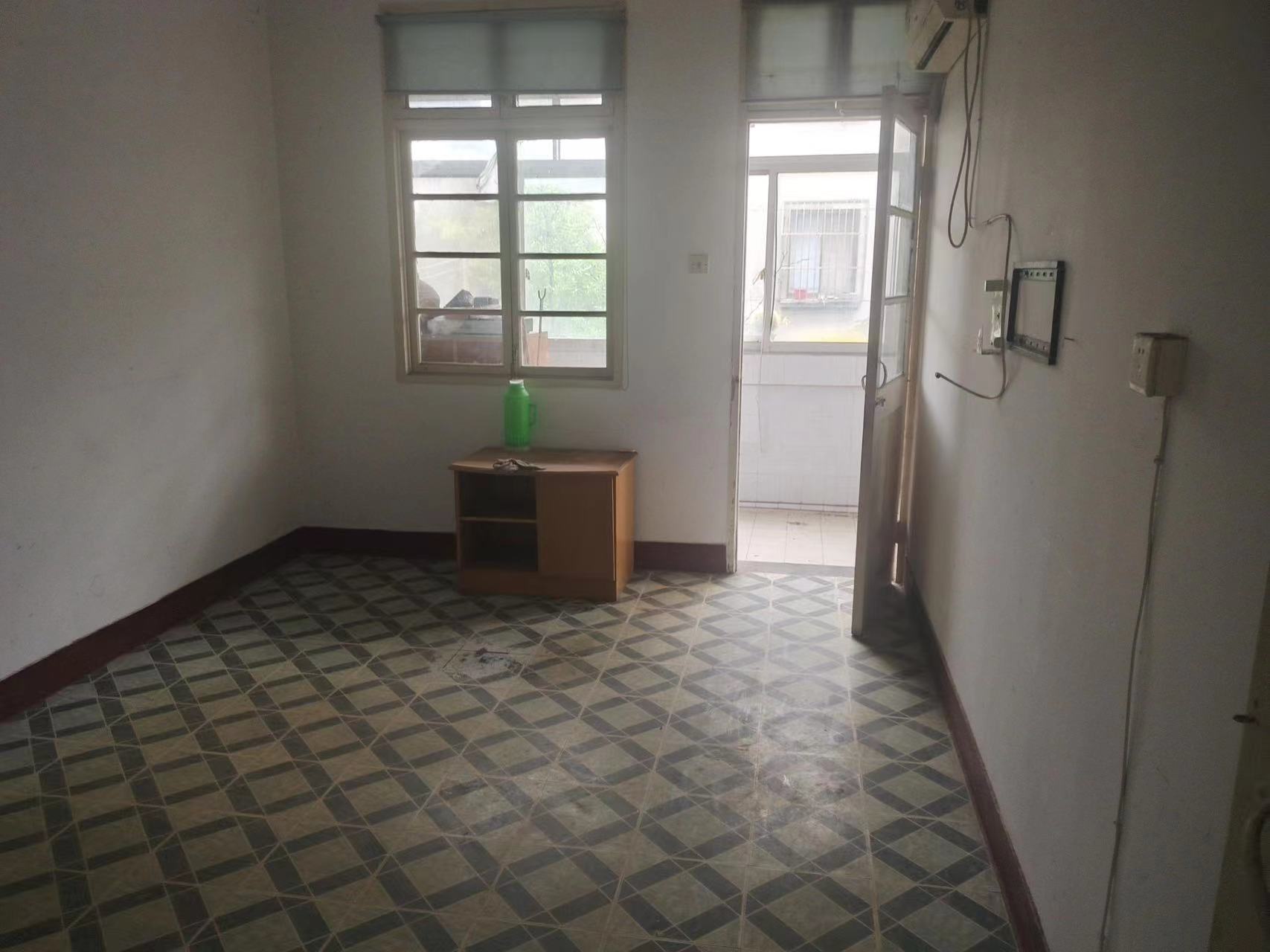 北郭新村 3室1厅1卫 98m&sup2;