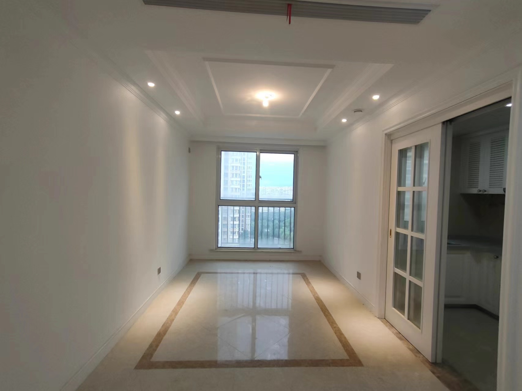 中南世纪花城三期 4室2厅2卫 166.53m²