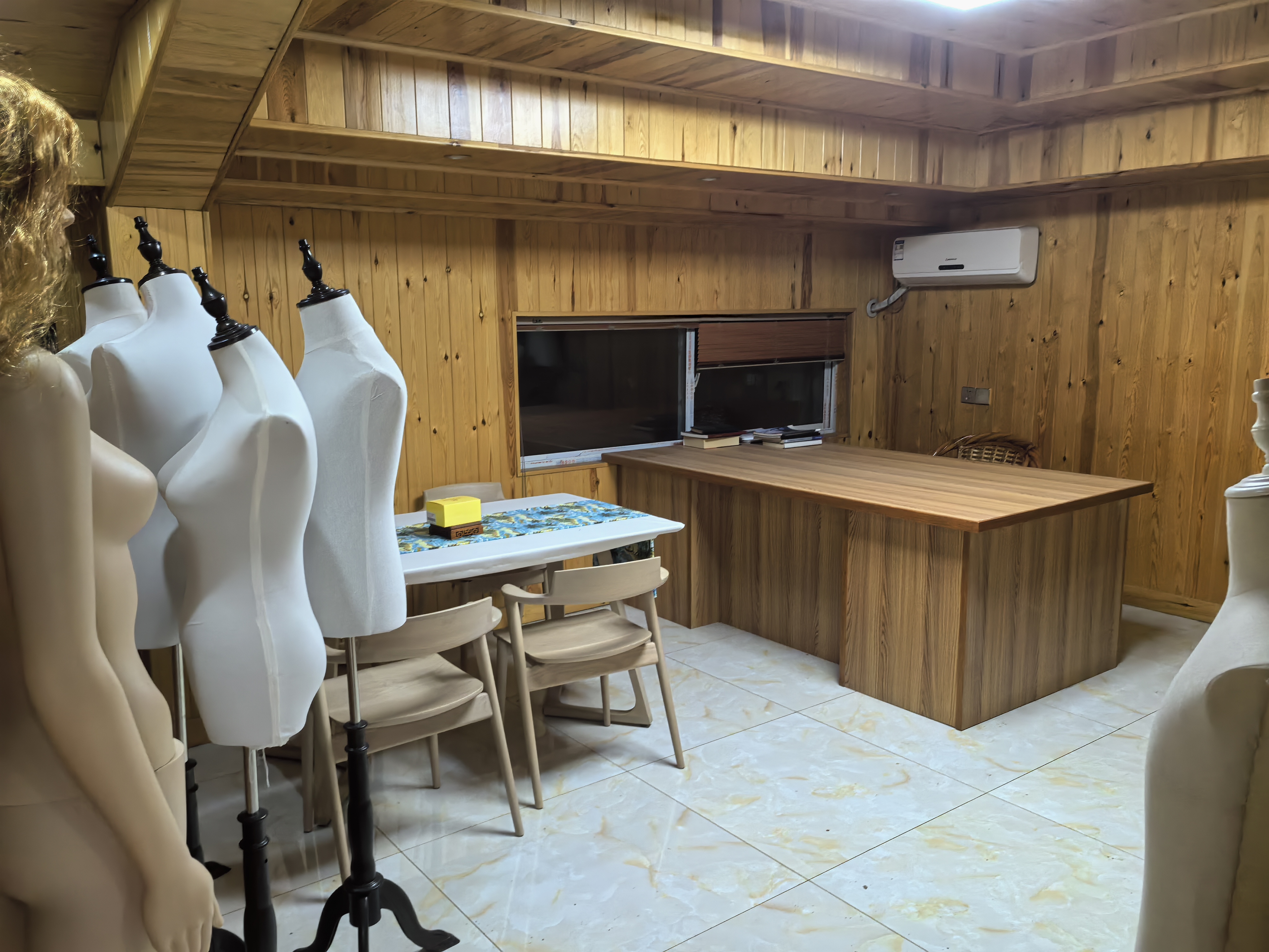 军山花园 4室2厅2卫 114.12m&sup2;