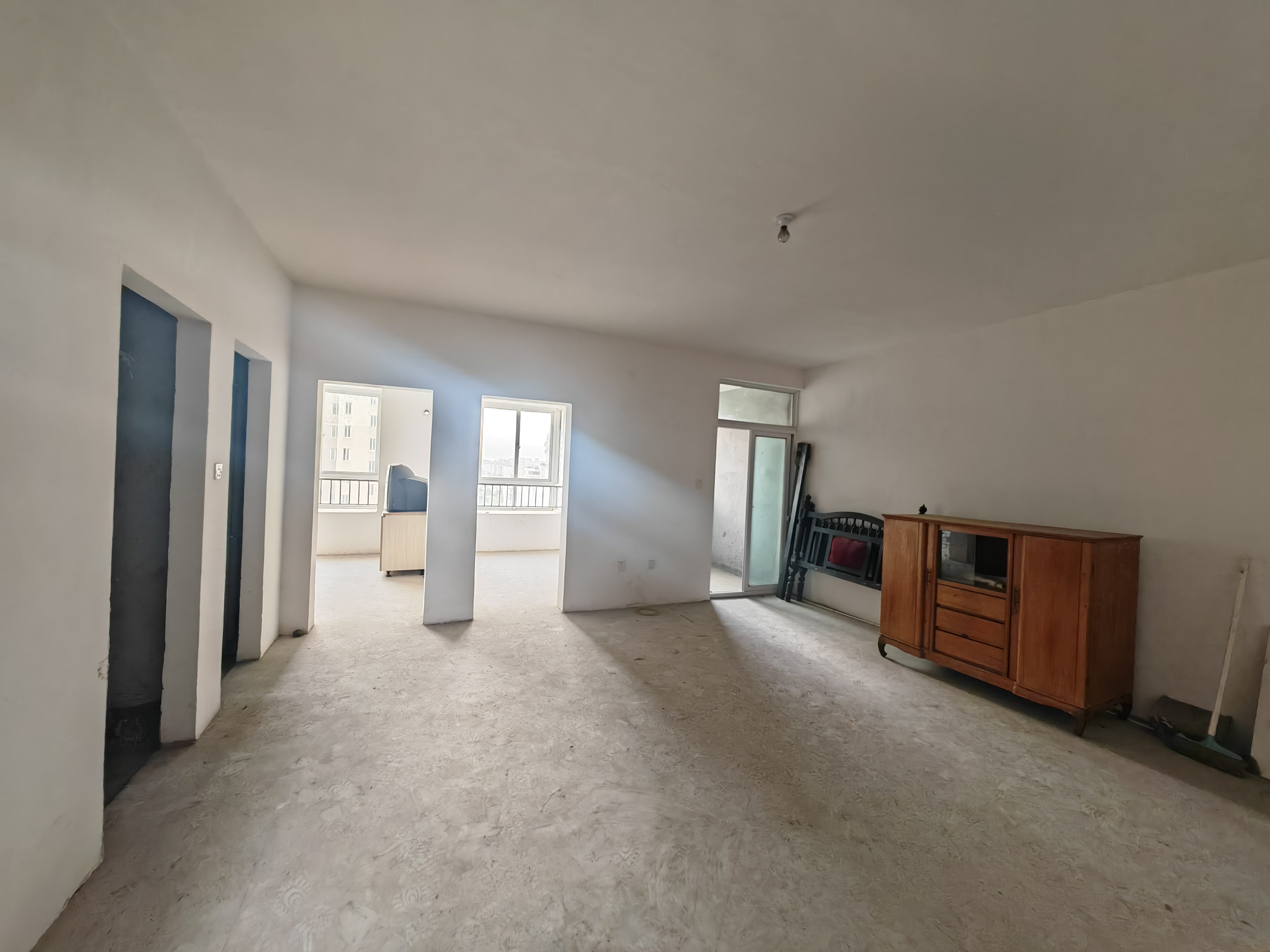 天晖苑 2室1厅1卫 75m²