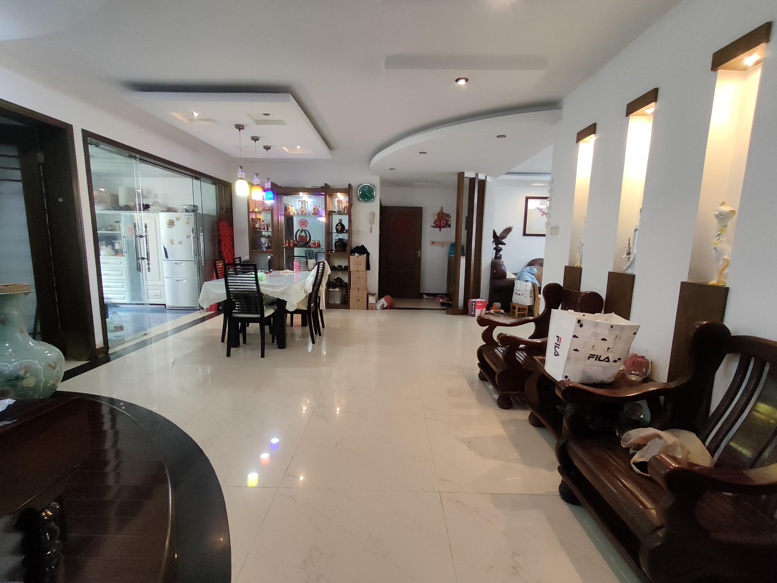 森大蒂花苑南区 3室2厅1卫 153.00m&sup2;