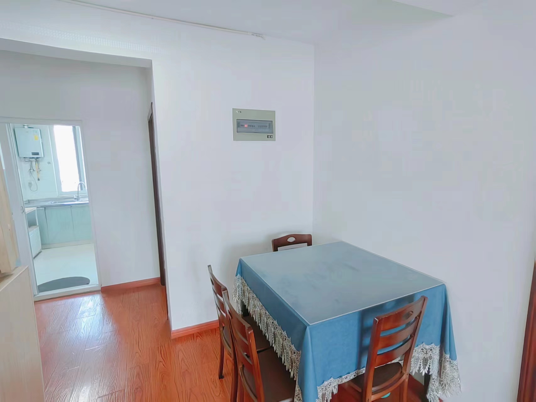 学士府 3室2厅2卫 113m&sup2;