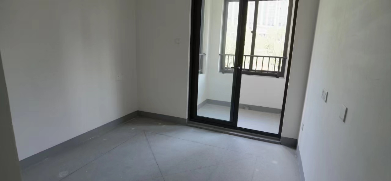 建发御珑湾 4室2厅2卫 131m&sup2;