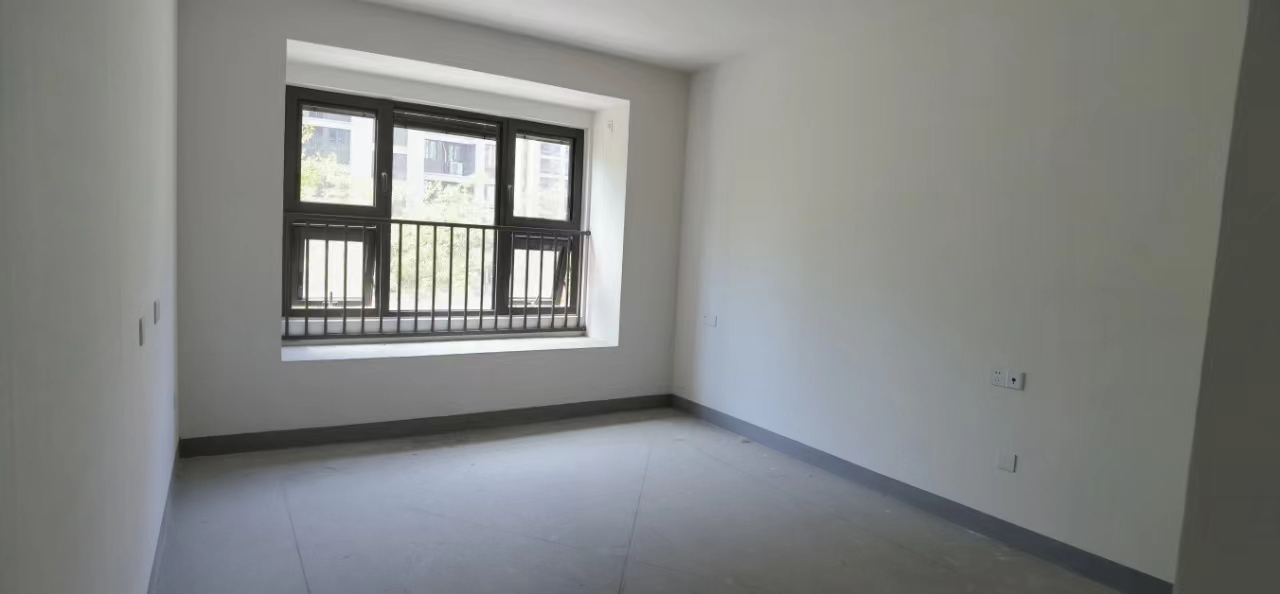 建发御珑湾 4室2厅2卫 131m&sup2;