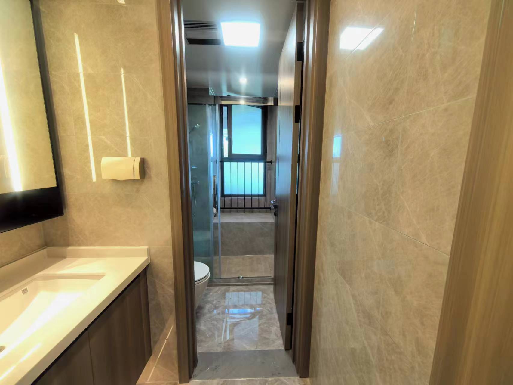 北纬31度 3室2厅1卫 96.86m&sup2;
