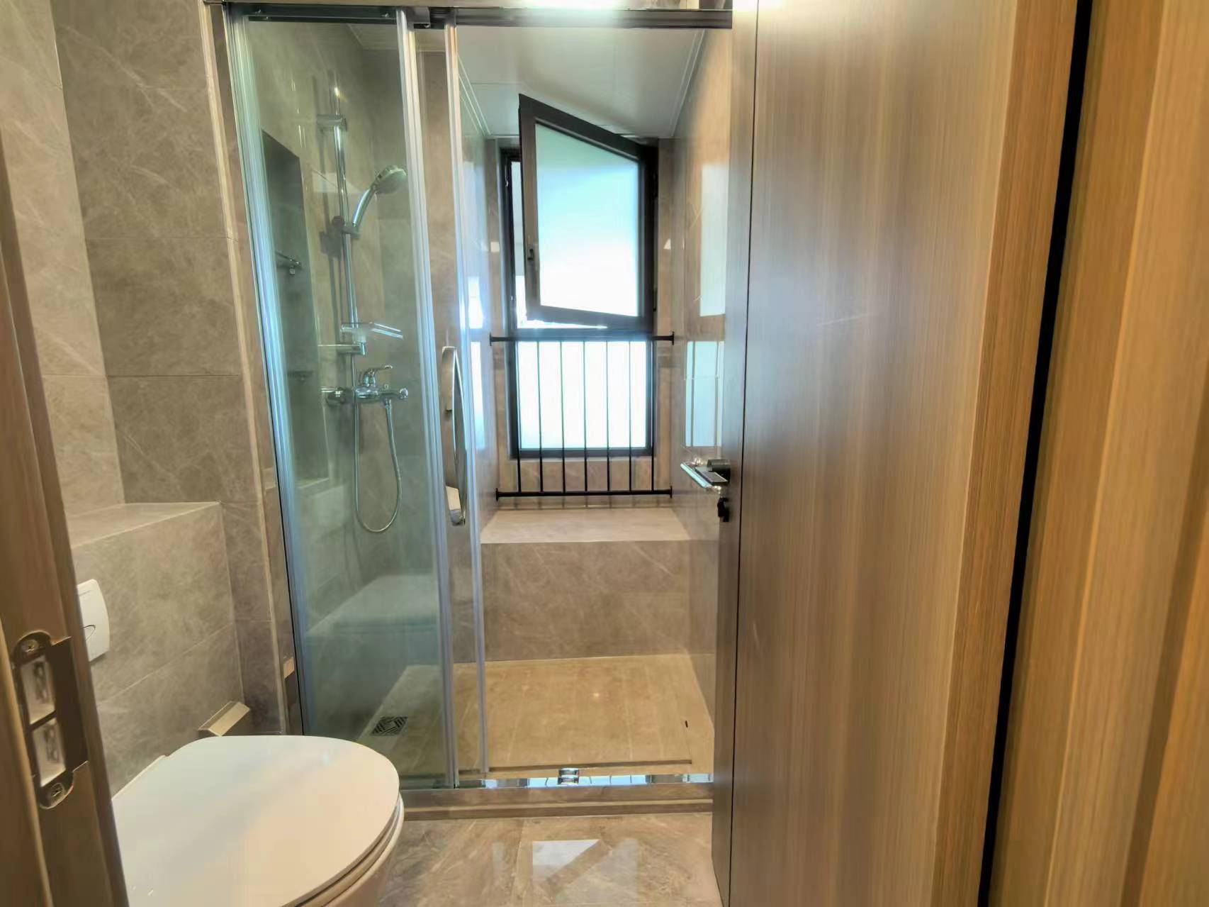 北纬31度 3室2厅1卫 96.86m&sup2;