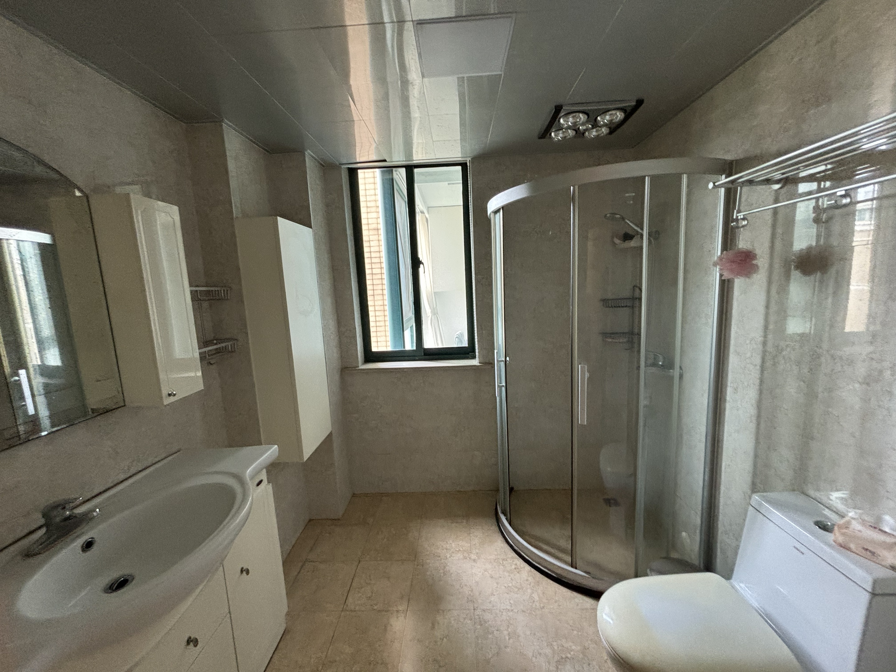 凤凰莱茵苑 3室2厅1卫 127.61m&sup2;