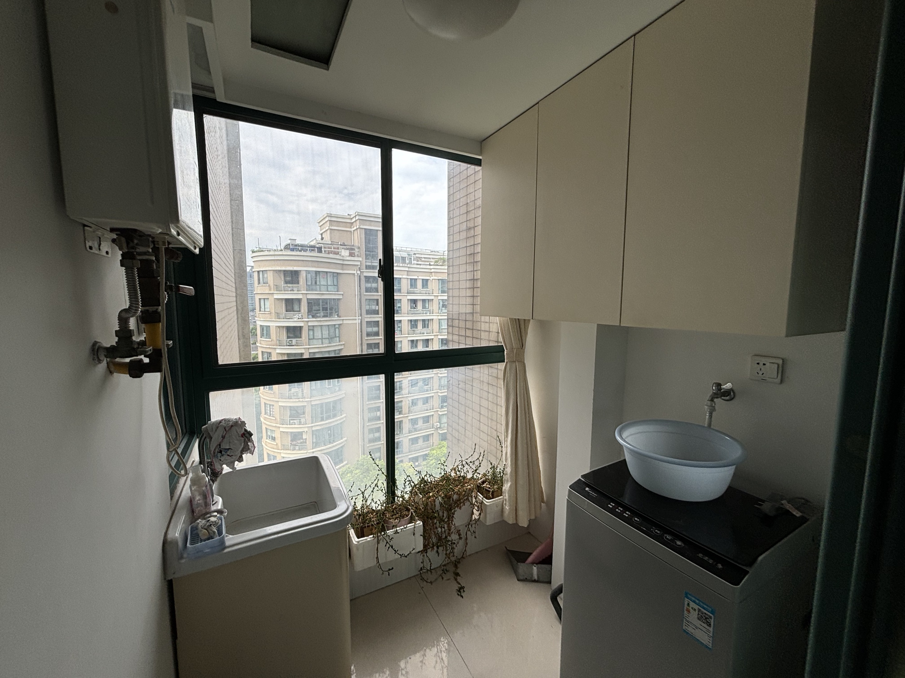 凤凰莱茵苑 3室2厅1卫 127.61m&sup2;