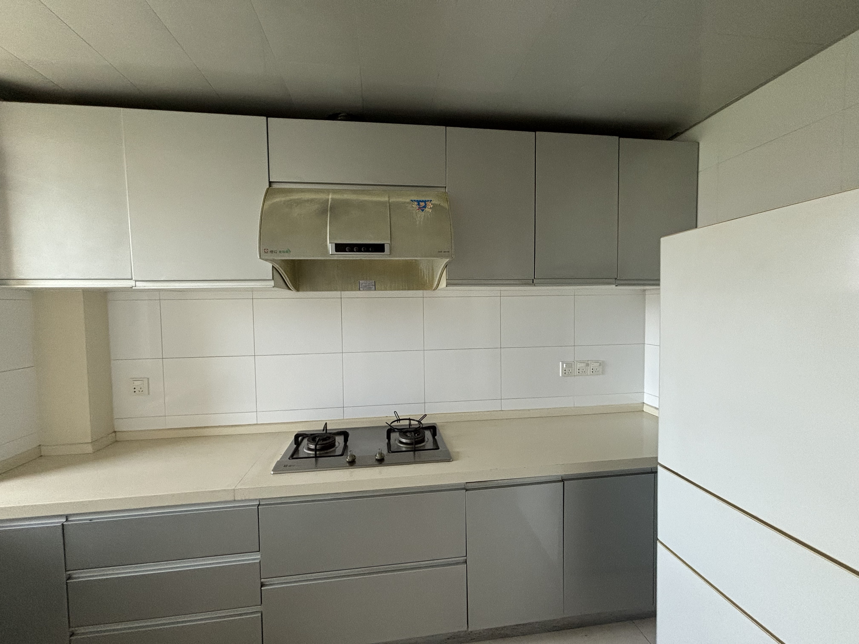 凤凰莱茵苑 3室2厅1卫 127.61m&sup2;