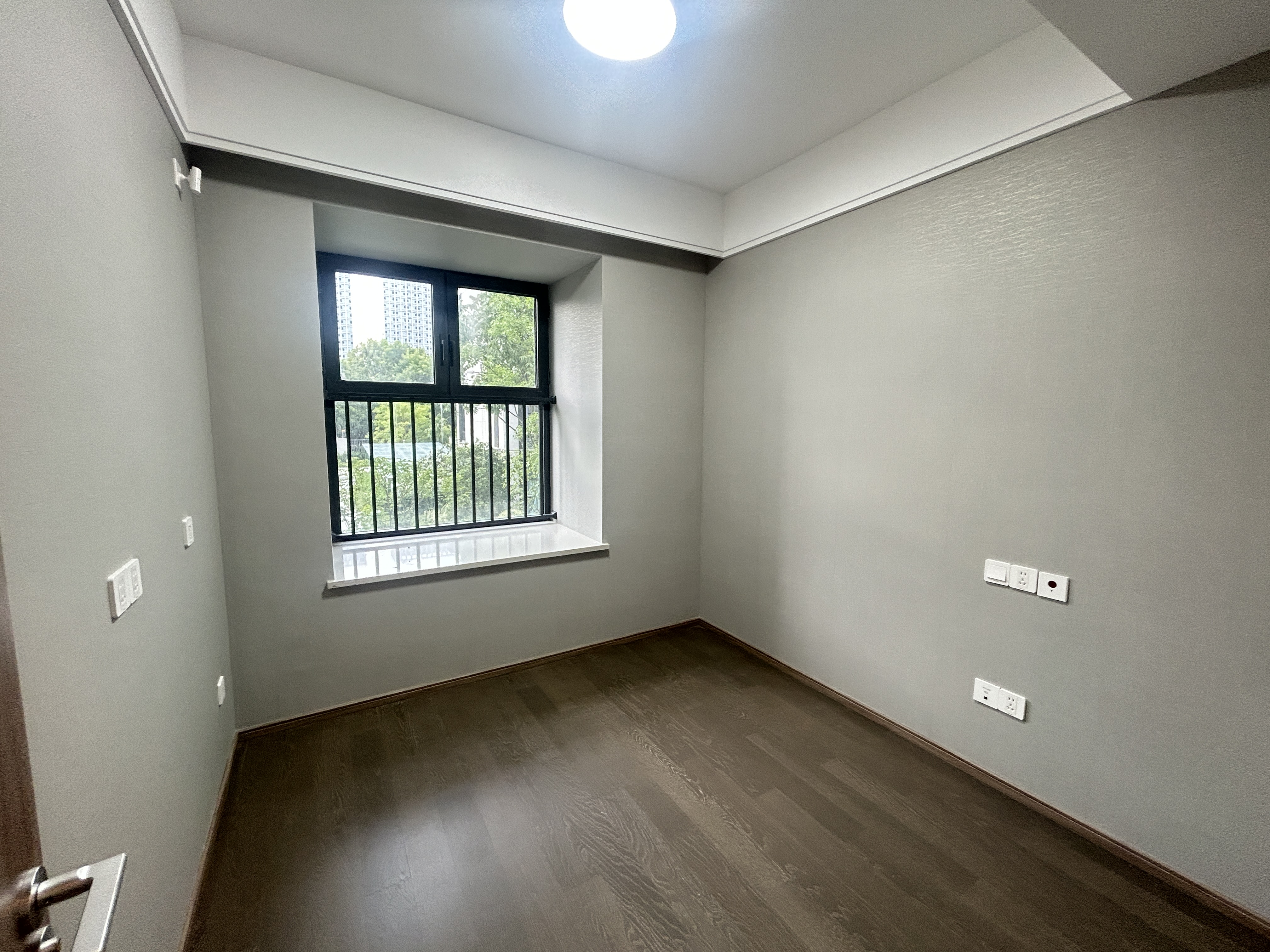 融创时代中心 4室2厅2卫 143m&sup2;