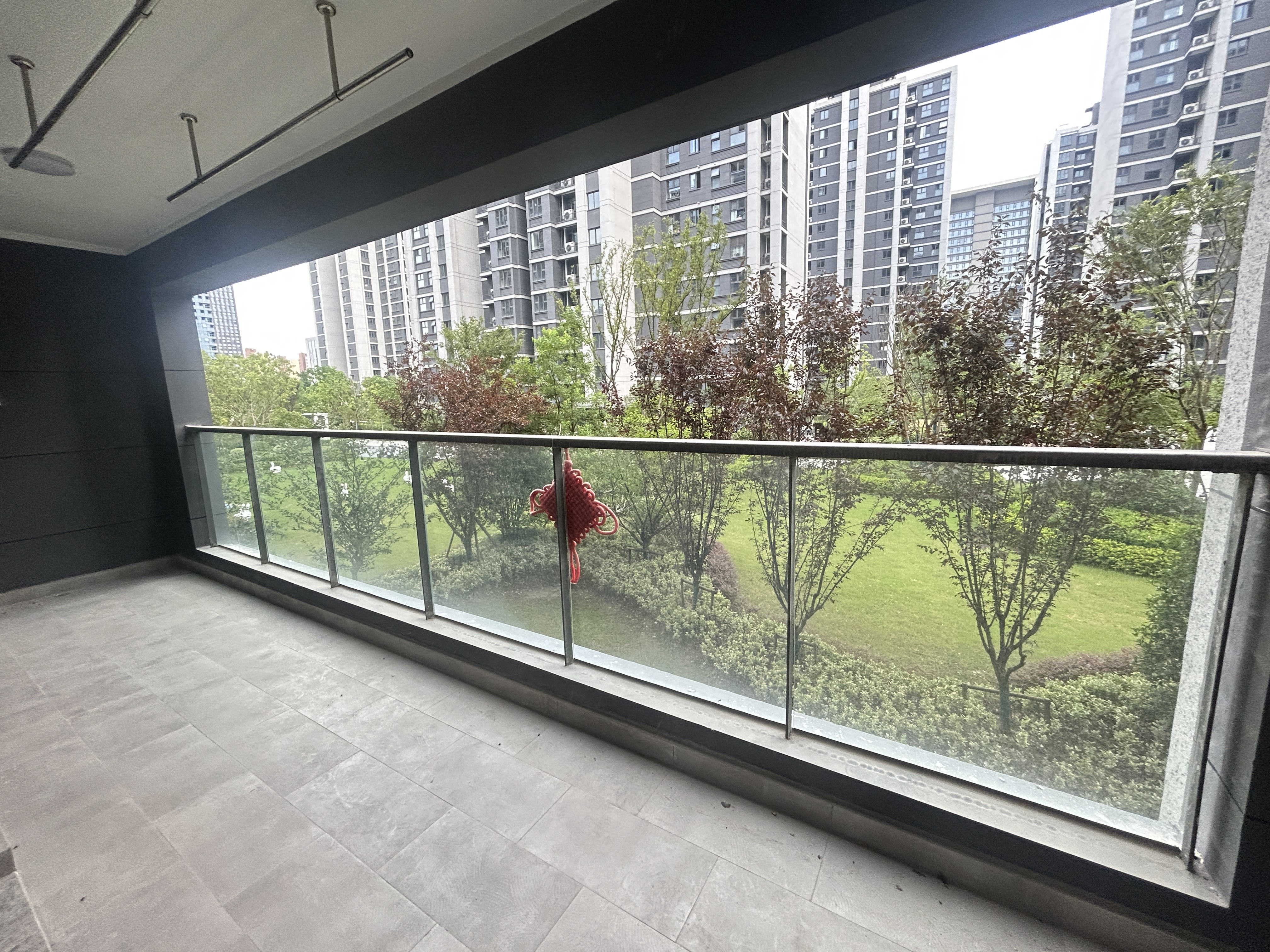 融创时代中心 4室2厅2卫 143m&sup2;