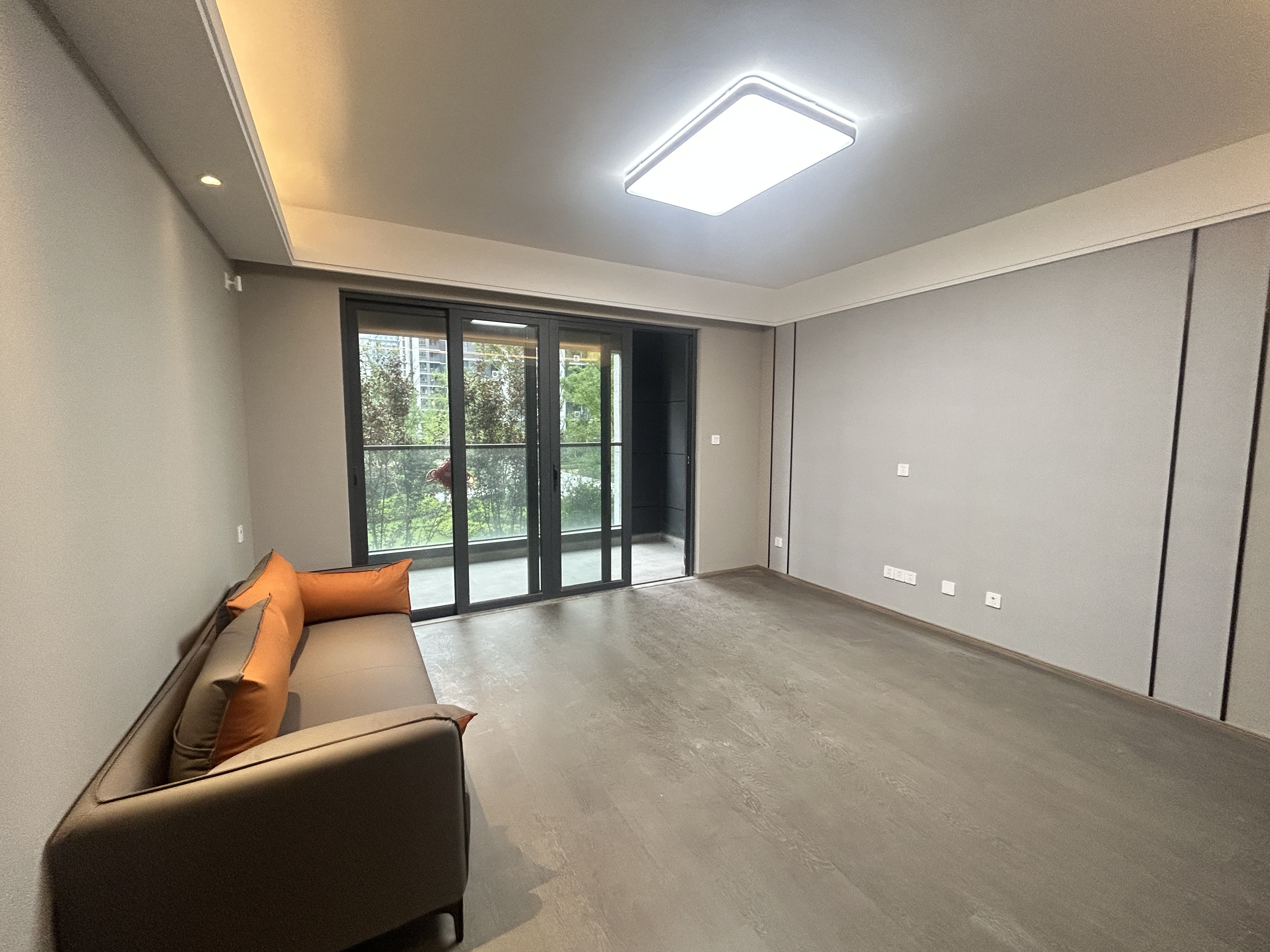 融创时代中心 4室2厅2卫 143m²