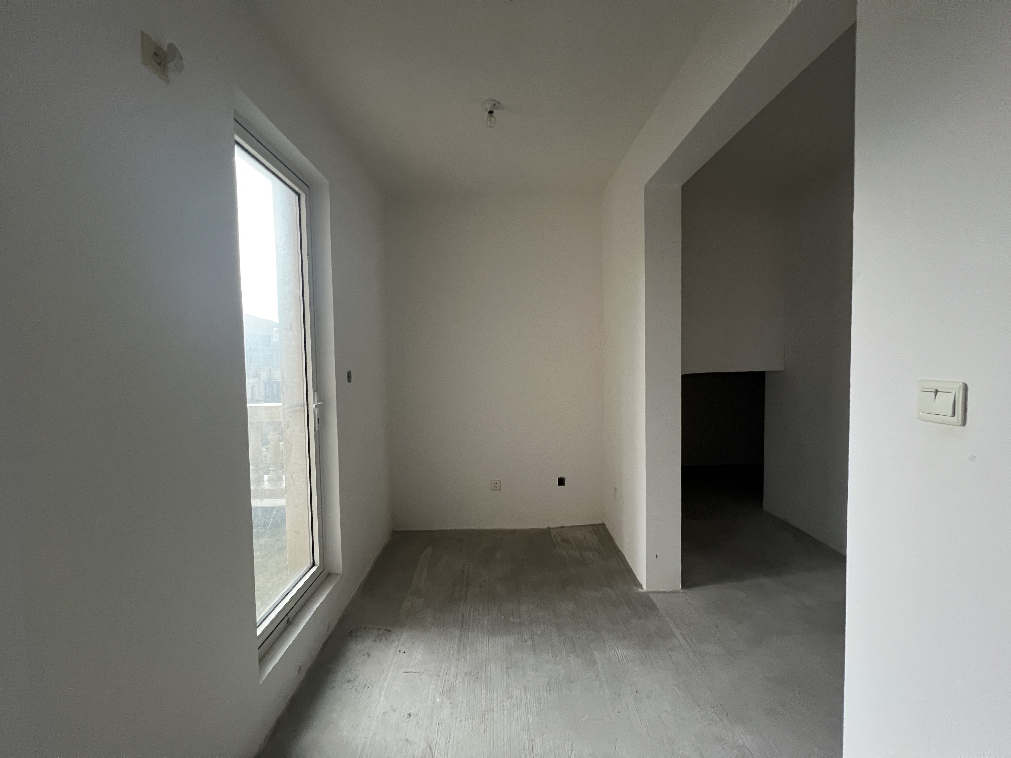 湖滨华庭 5室2厅2卫 318m&sup2;