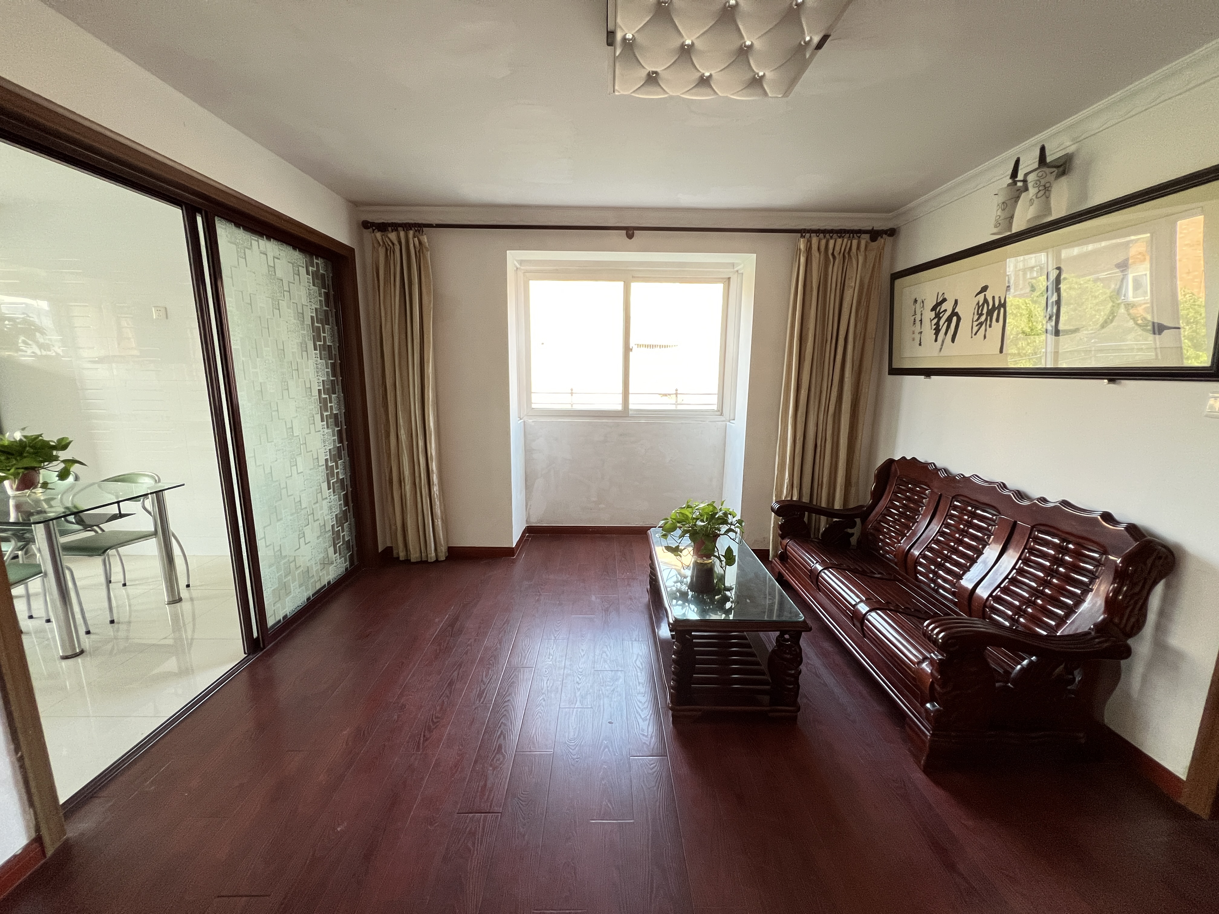 滨江花园 2室1厅1卫 88m&sup2;
