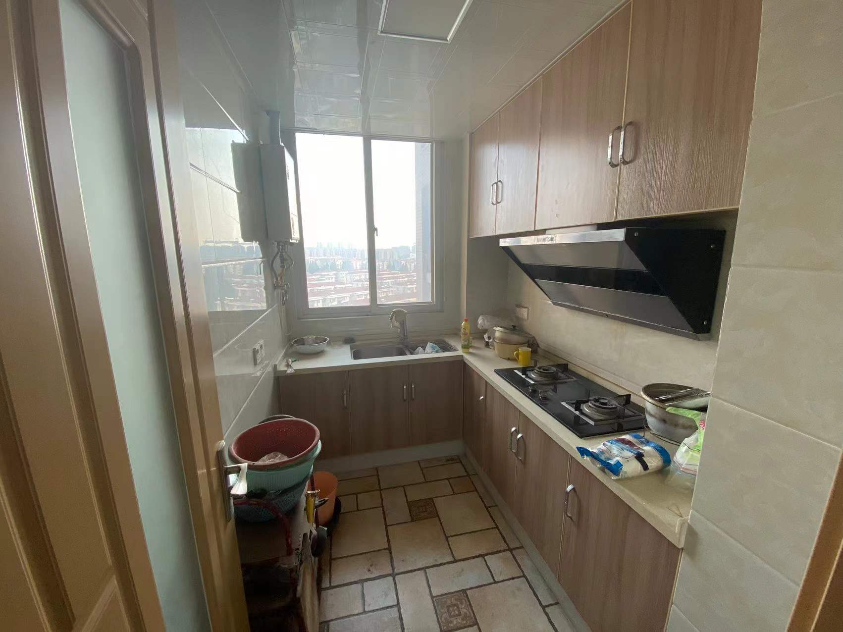 裕豐廣場 2室2厅1卫 112m&sup2;