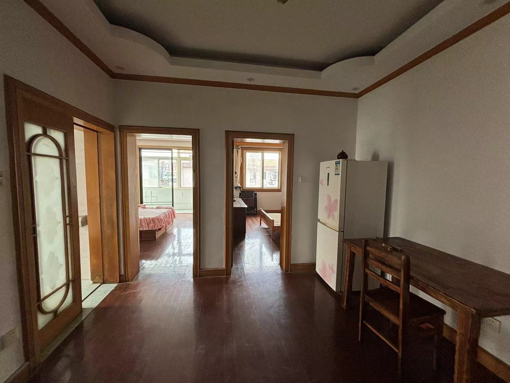 青年中路9号 2室1厅1卫 68m&sup2;