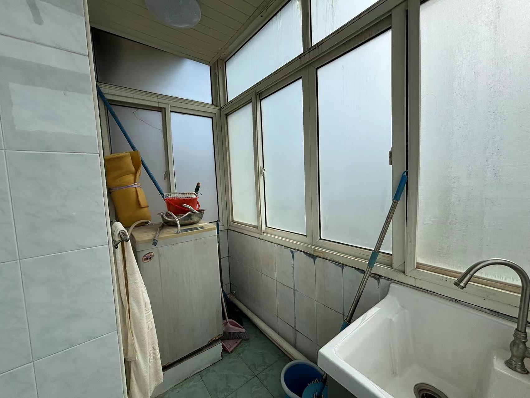 青年中路9号 2室1厅1卫 68m&sup2;