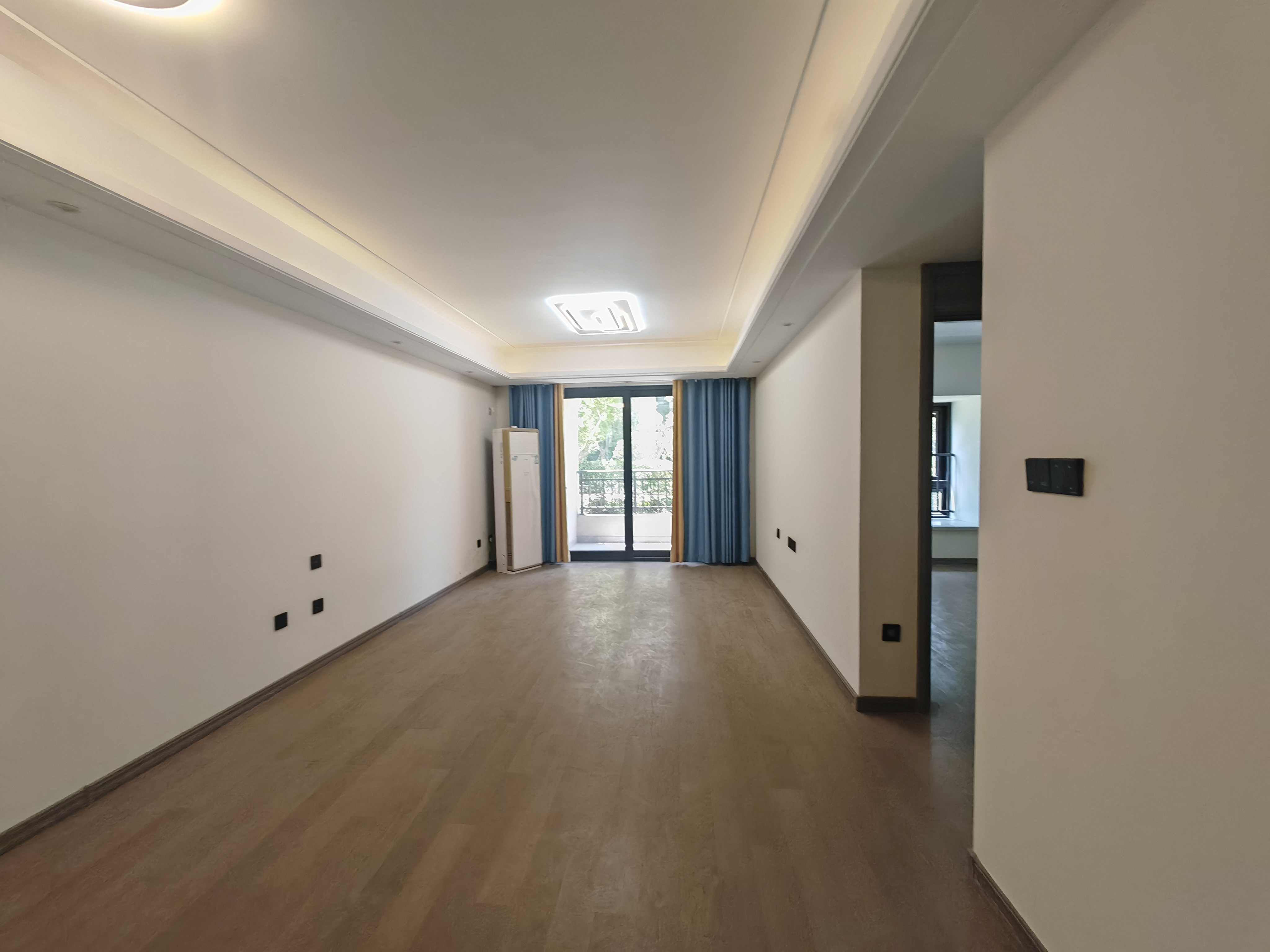 湖山源著 3室2厅1卫 85m&sup2;