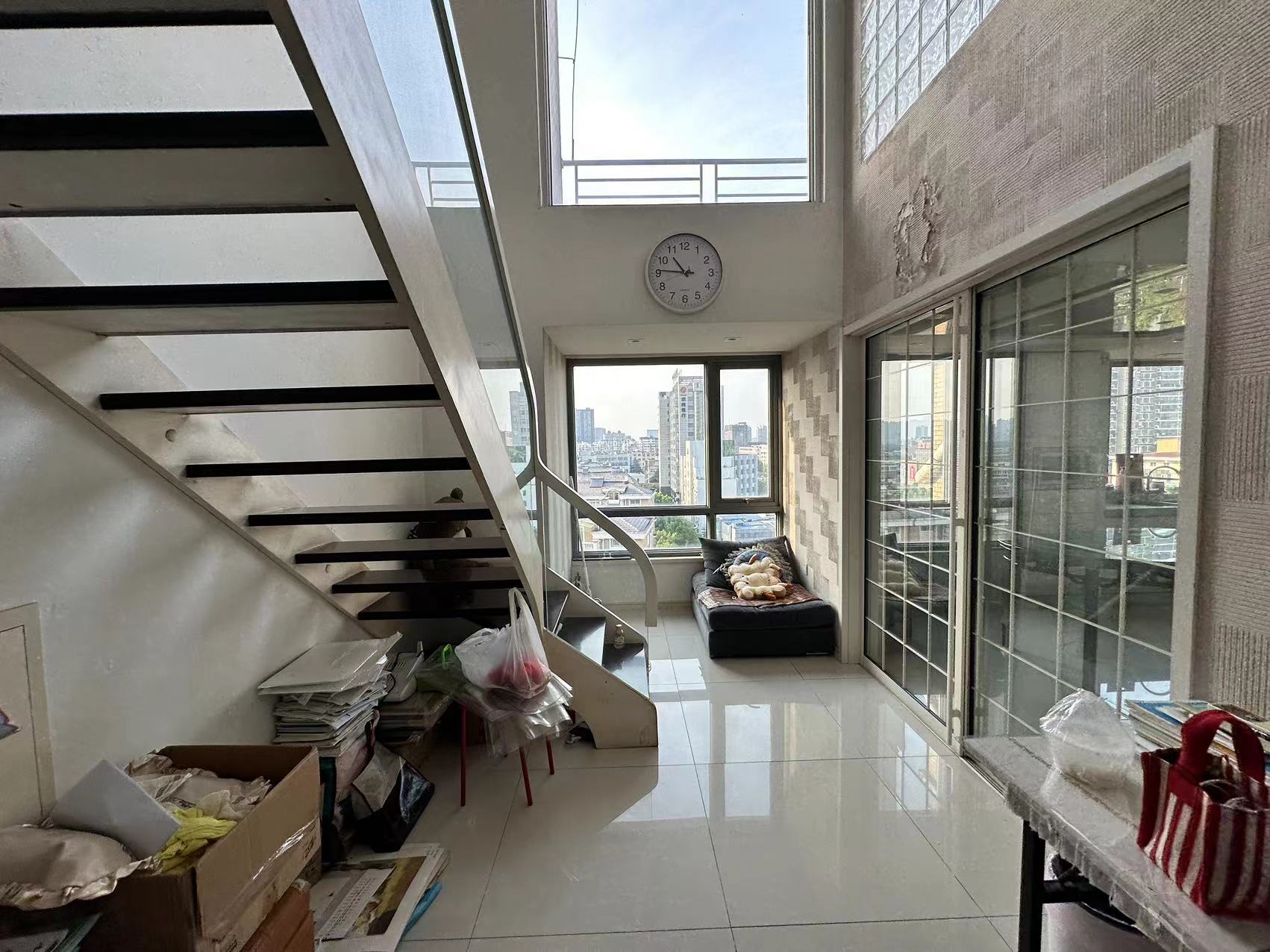瑞景广场 4室2厅2卫 125m&sup2;