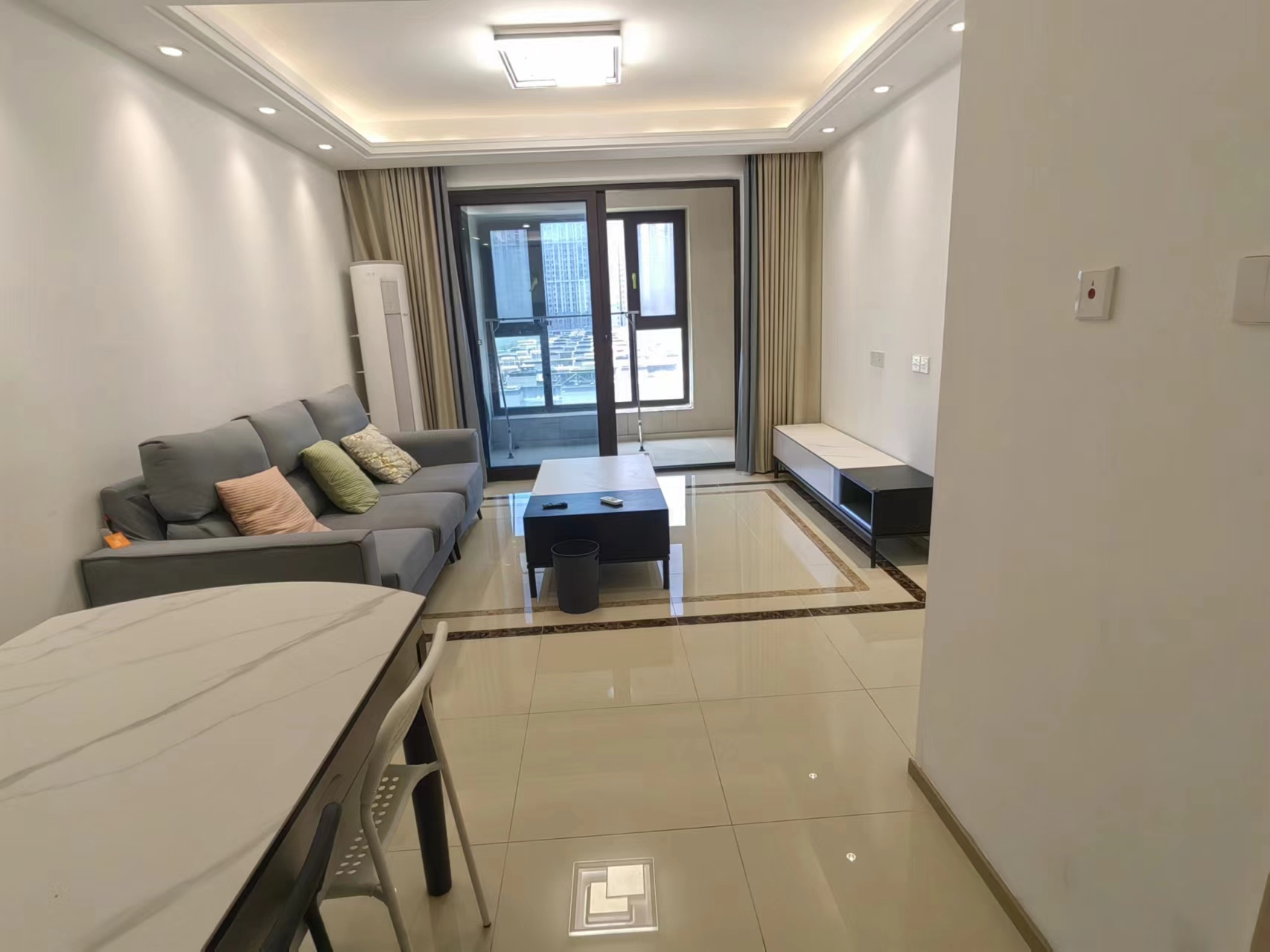 云樾东方 3室2厅1卫 95m&sup2;