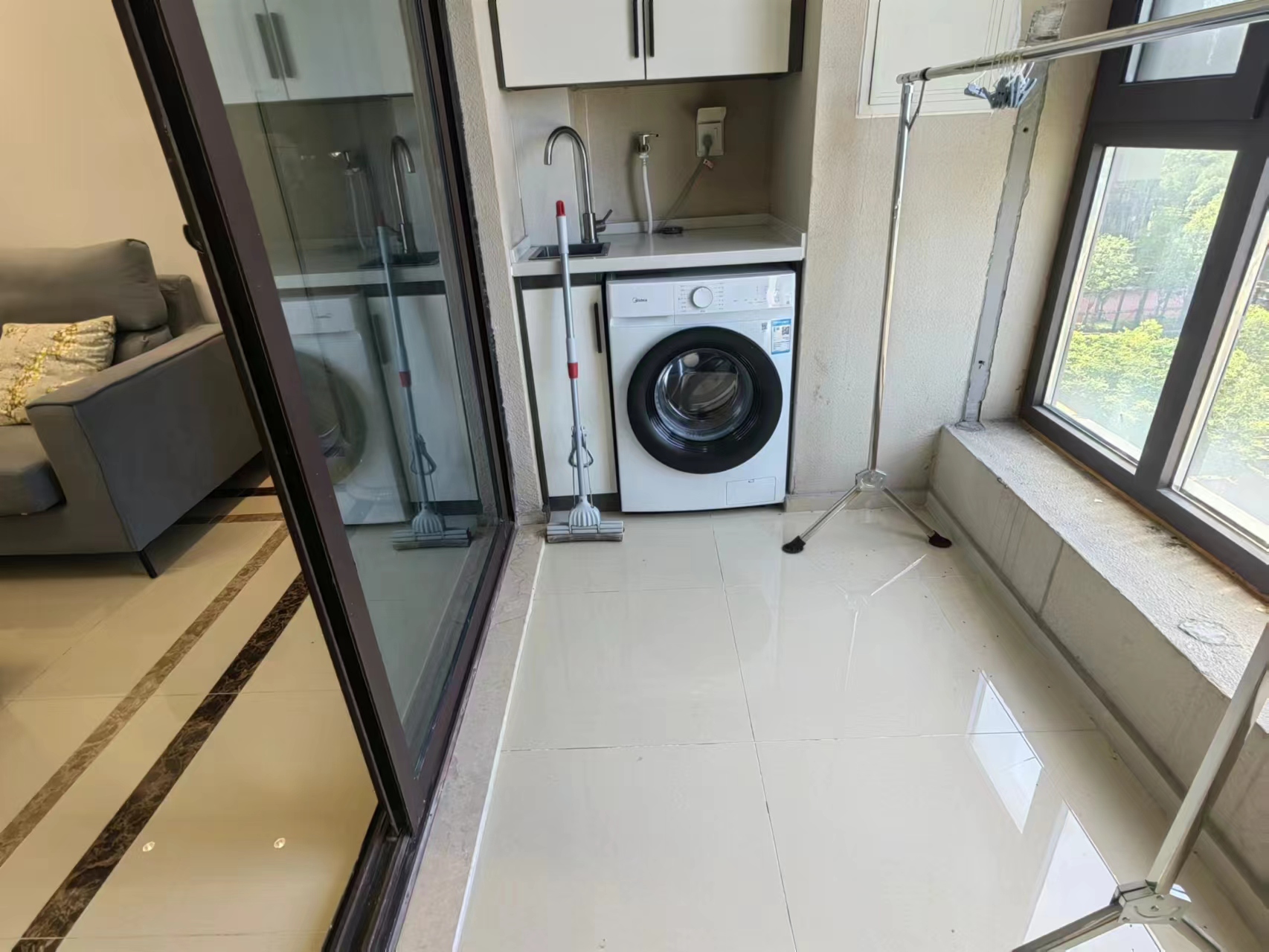 云樾东方 3室2厅1卫 95m&sup2;