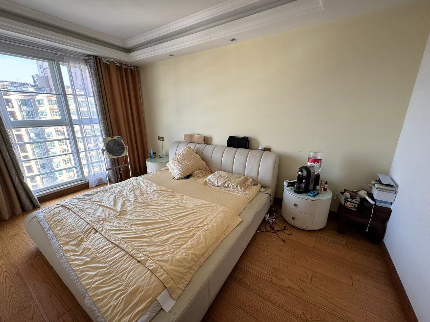 锦峰大厦 4室2厅3卫 147.00m&sup2;