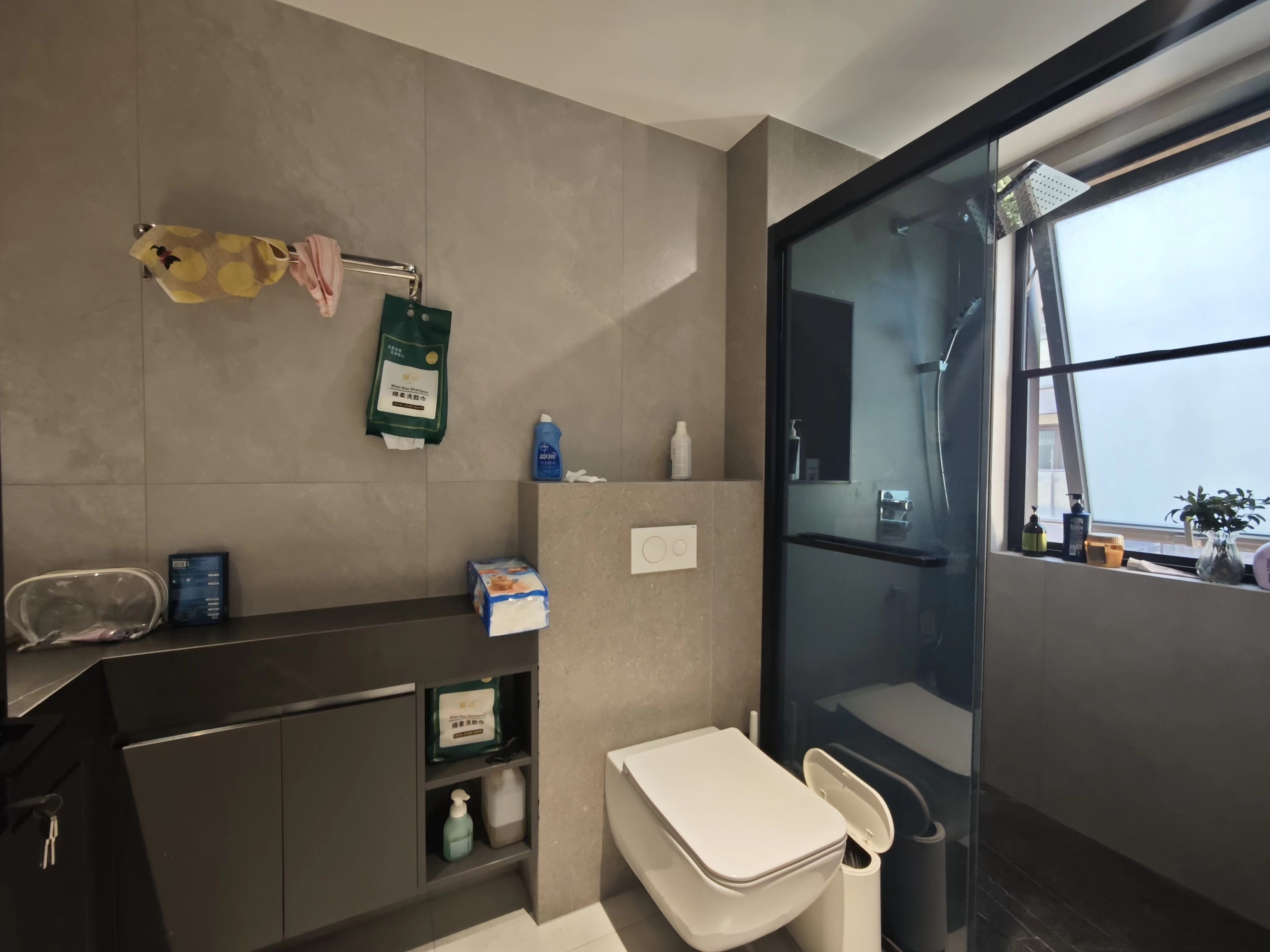 云樾东方 4室3厅4卫 175m²