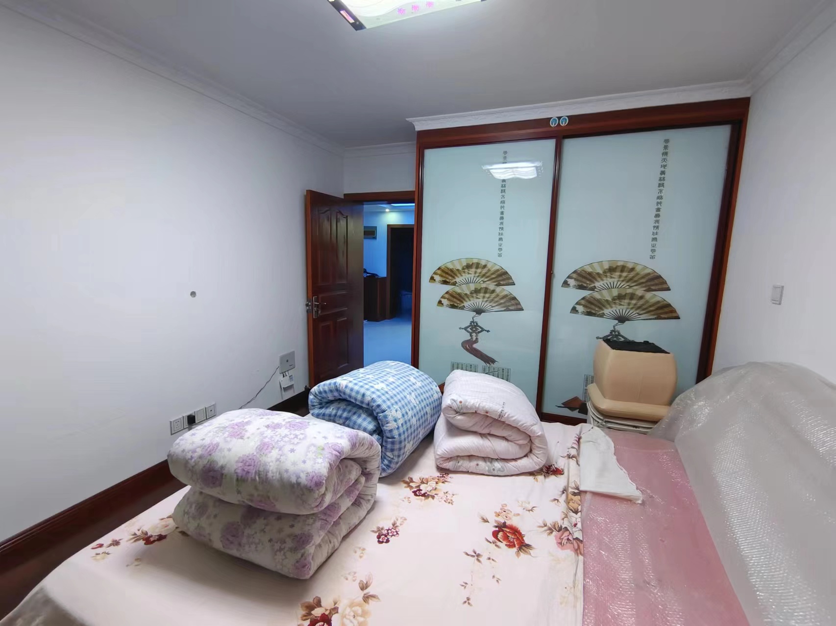 怡园新苑 2室2厅1卫 97m&sup2;