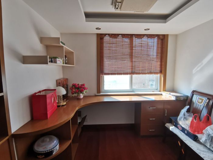 五一新村 3室2厅1卫 142m&sup2;