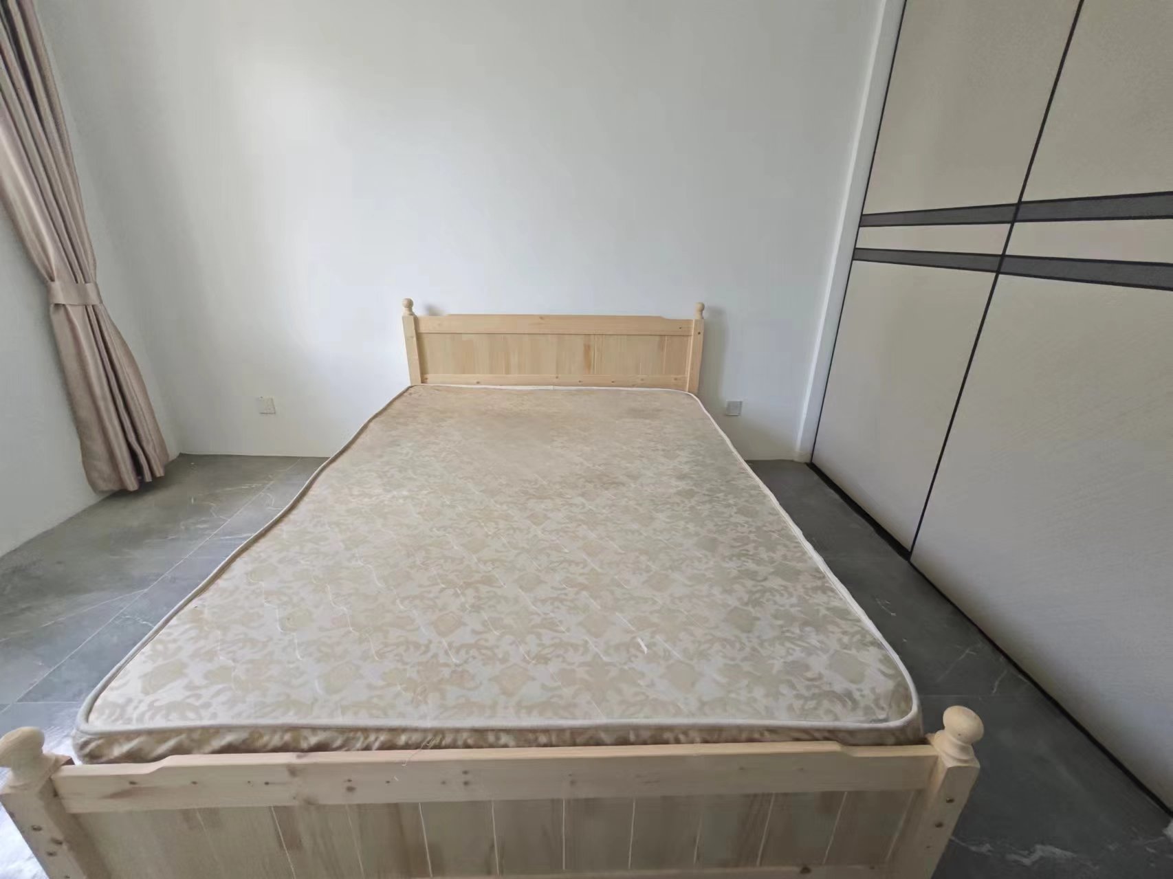 五山家园 3室2厅1卫 116m&sup2;