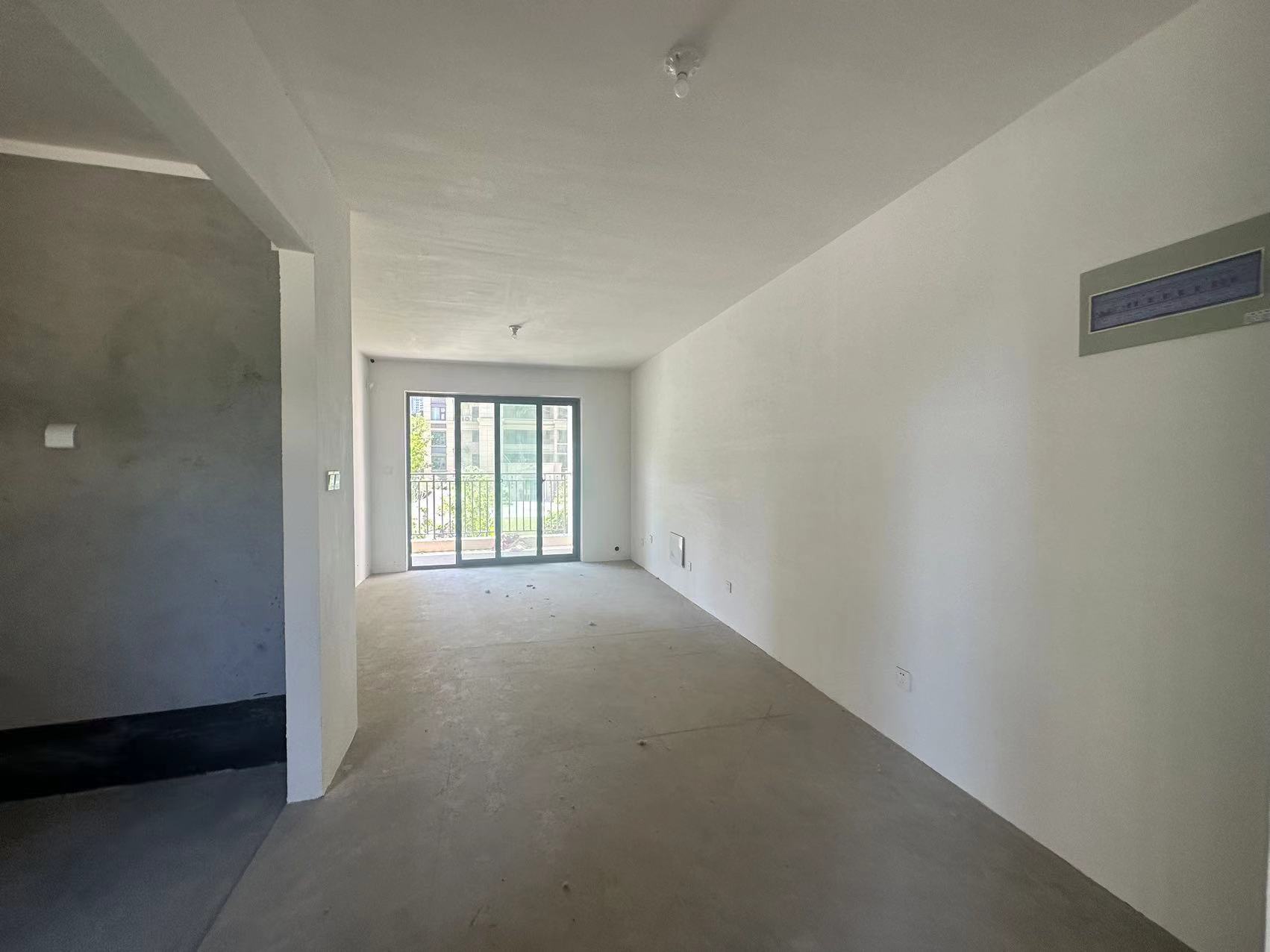 春溪集 3室2厅2卫 108m²