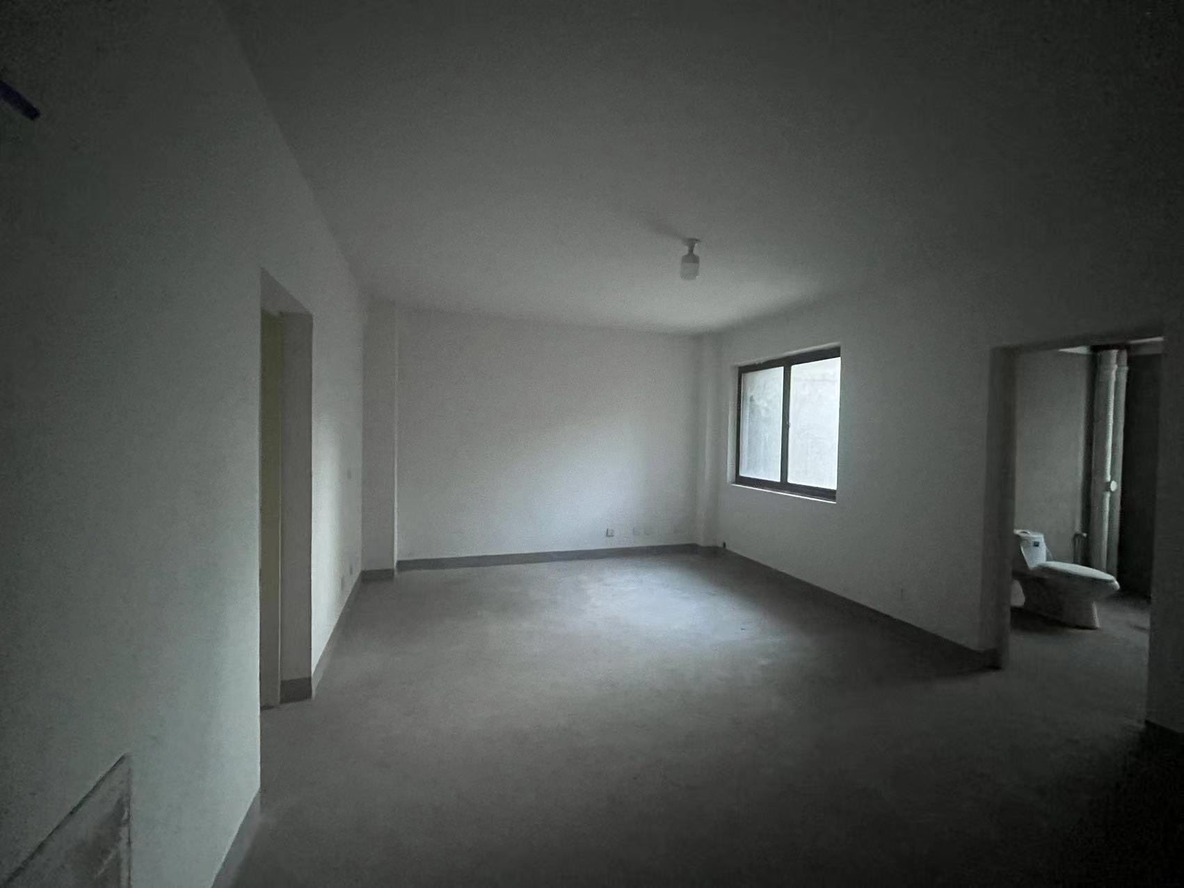 世伦佳苑 3室1厅1卫 114m&sup2;