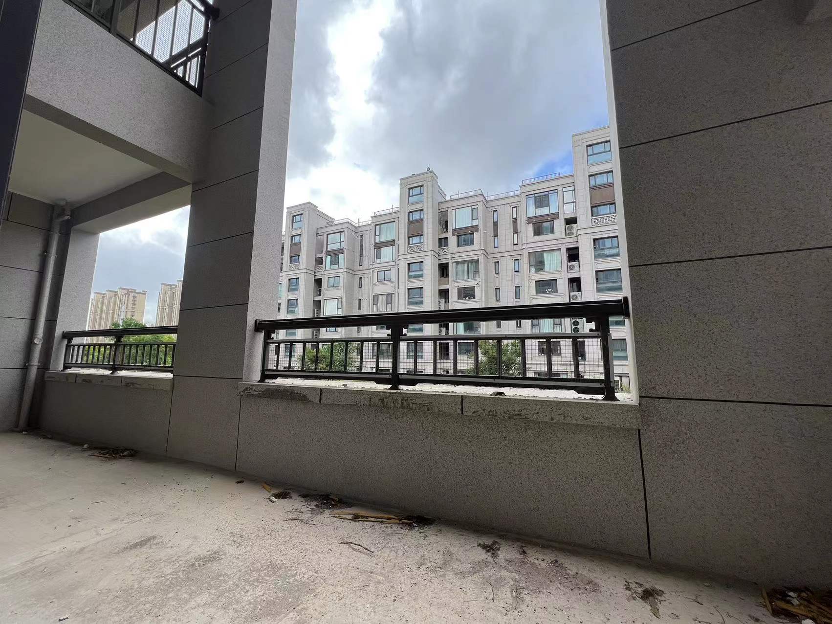 九玺台 4室2厅2卫 183.5m&sup2;