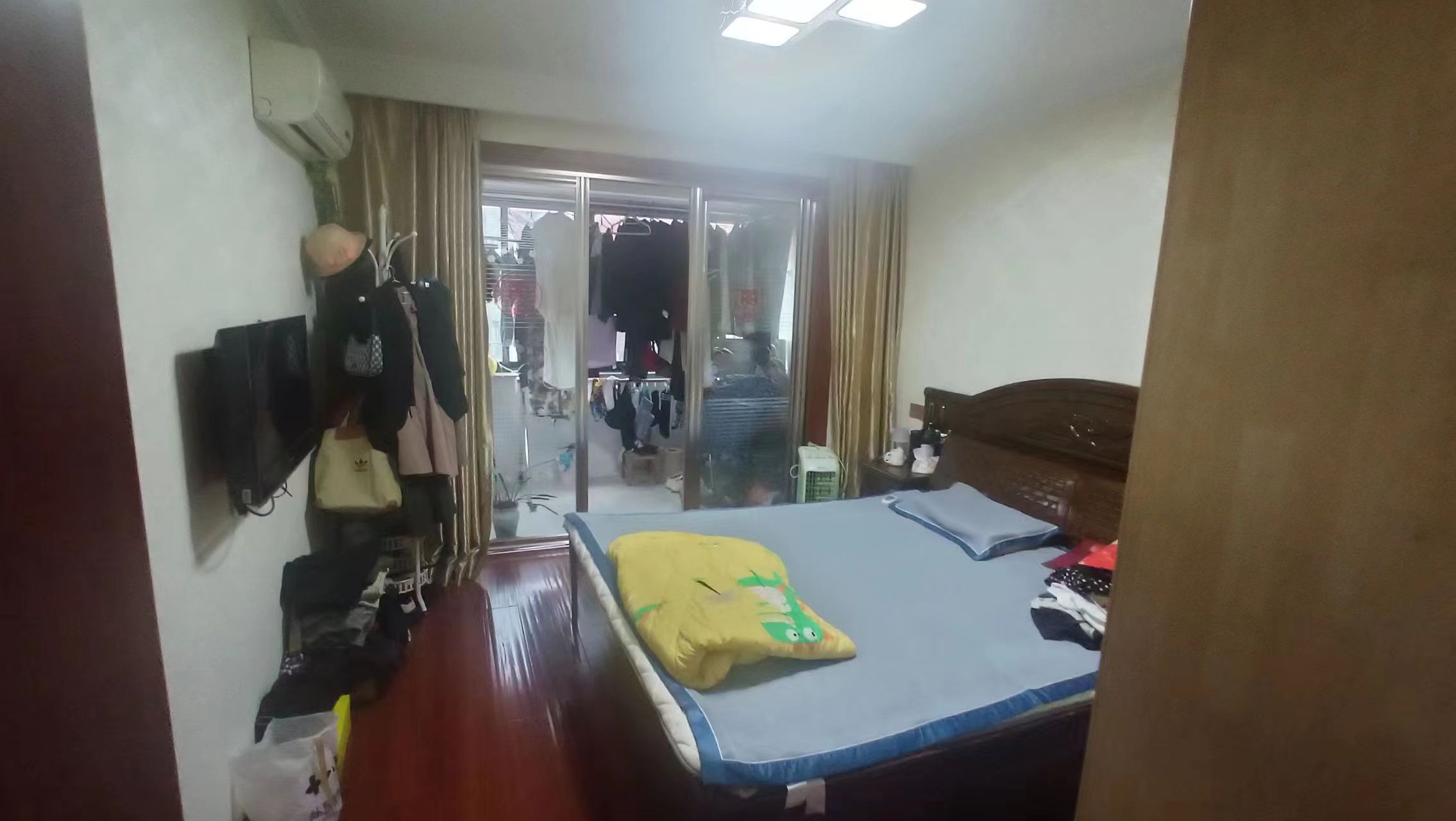 外滩小区 2室1厅1卫 81.7m&sup2;