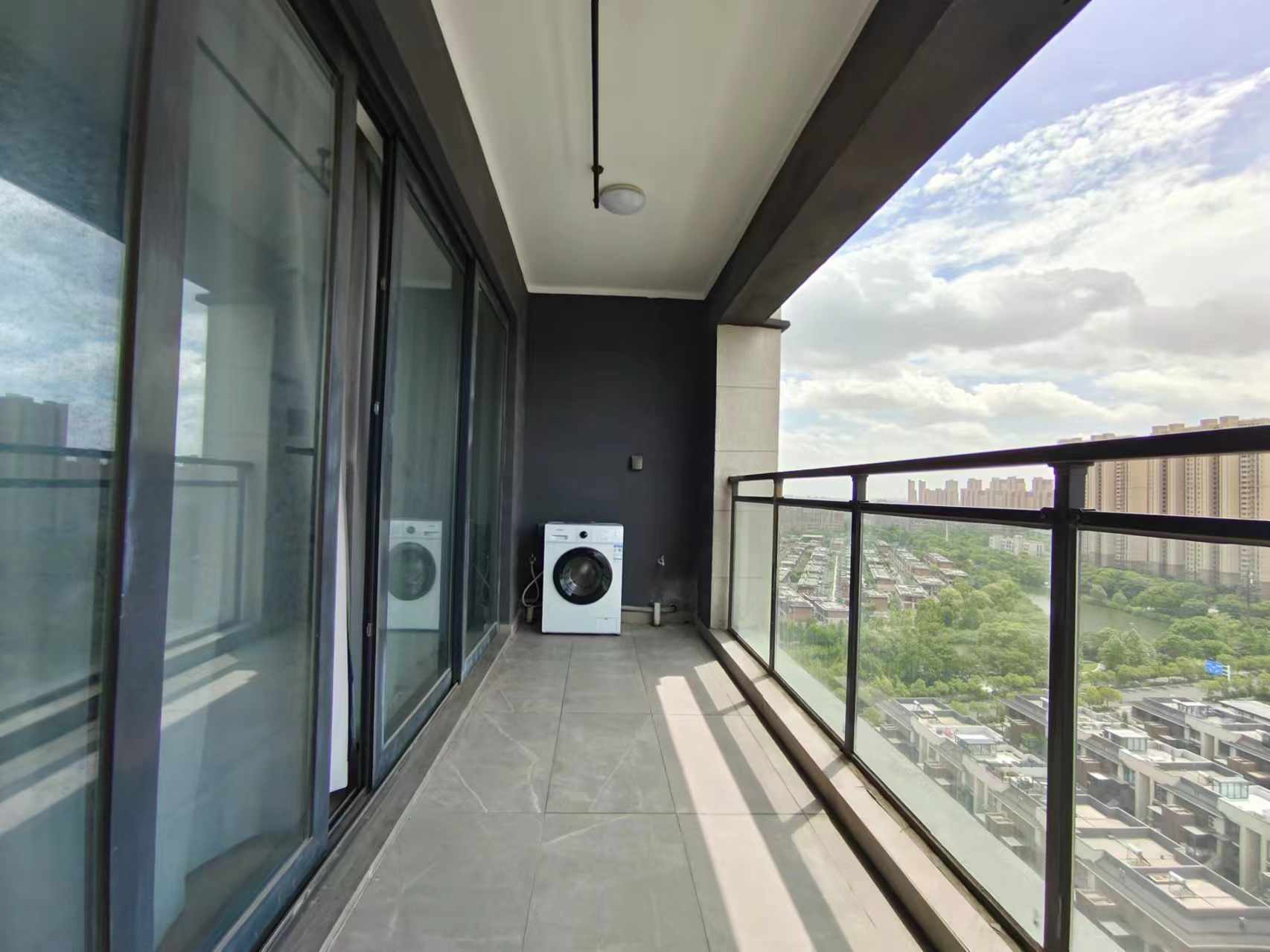 万科翡翠东第 3室2厅2卫 128m&sup2;