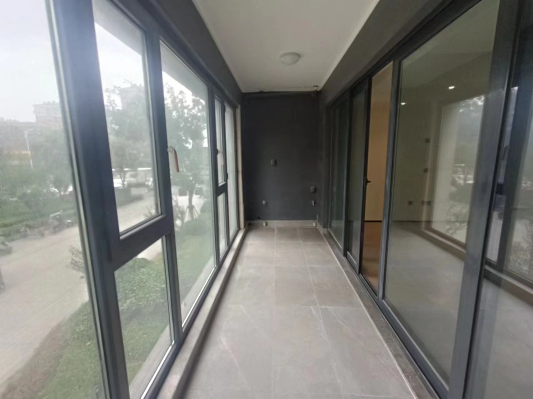 万科翡翠东第 3室2厅2卫 129m²
