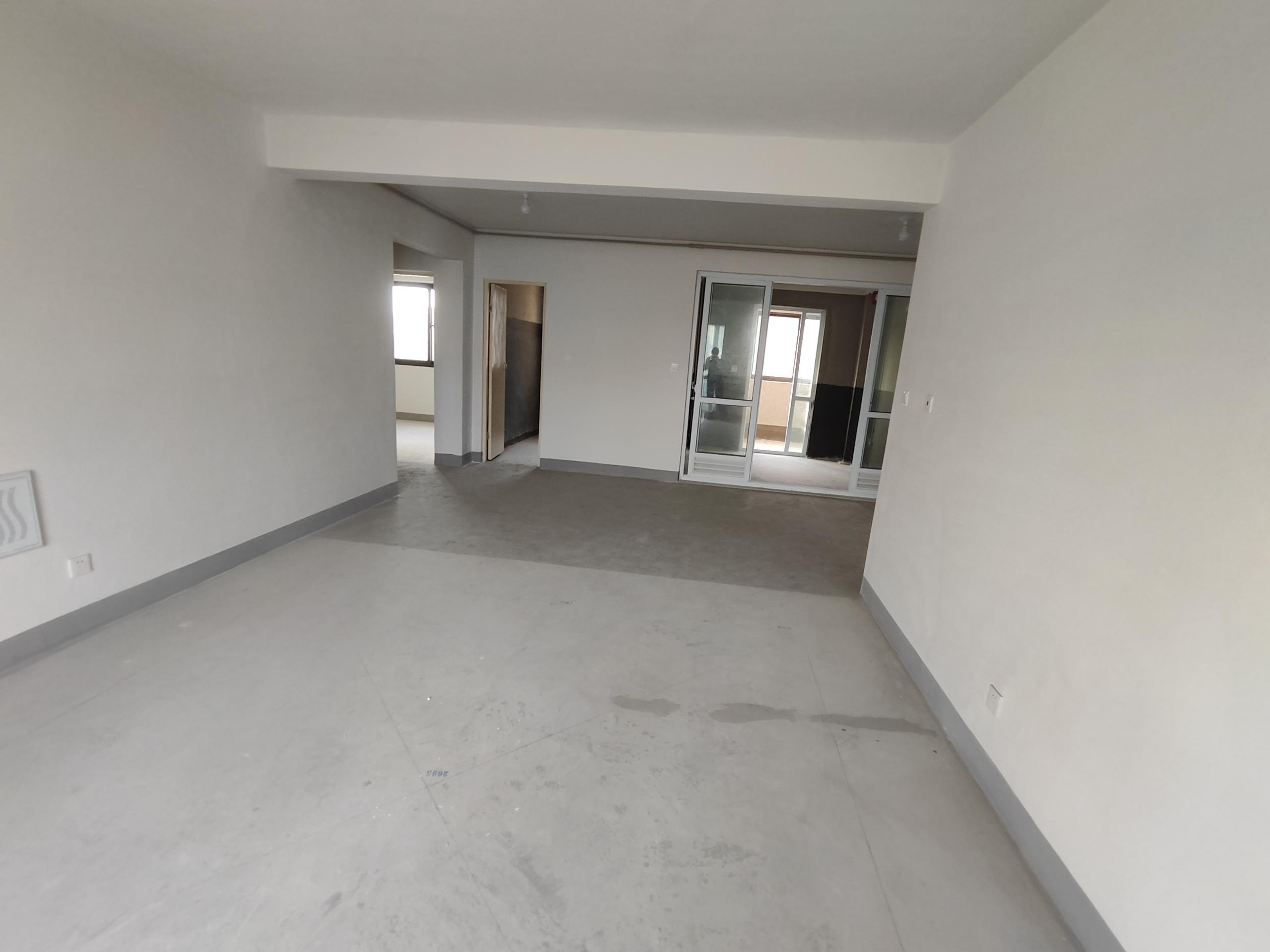 天一裕景苑 3室2厅2卫 145.31m&sup2;